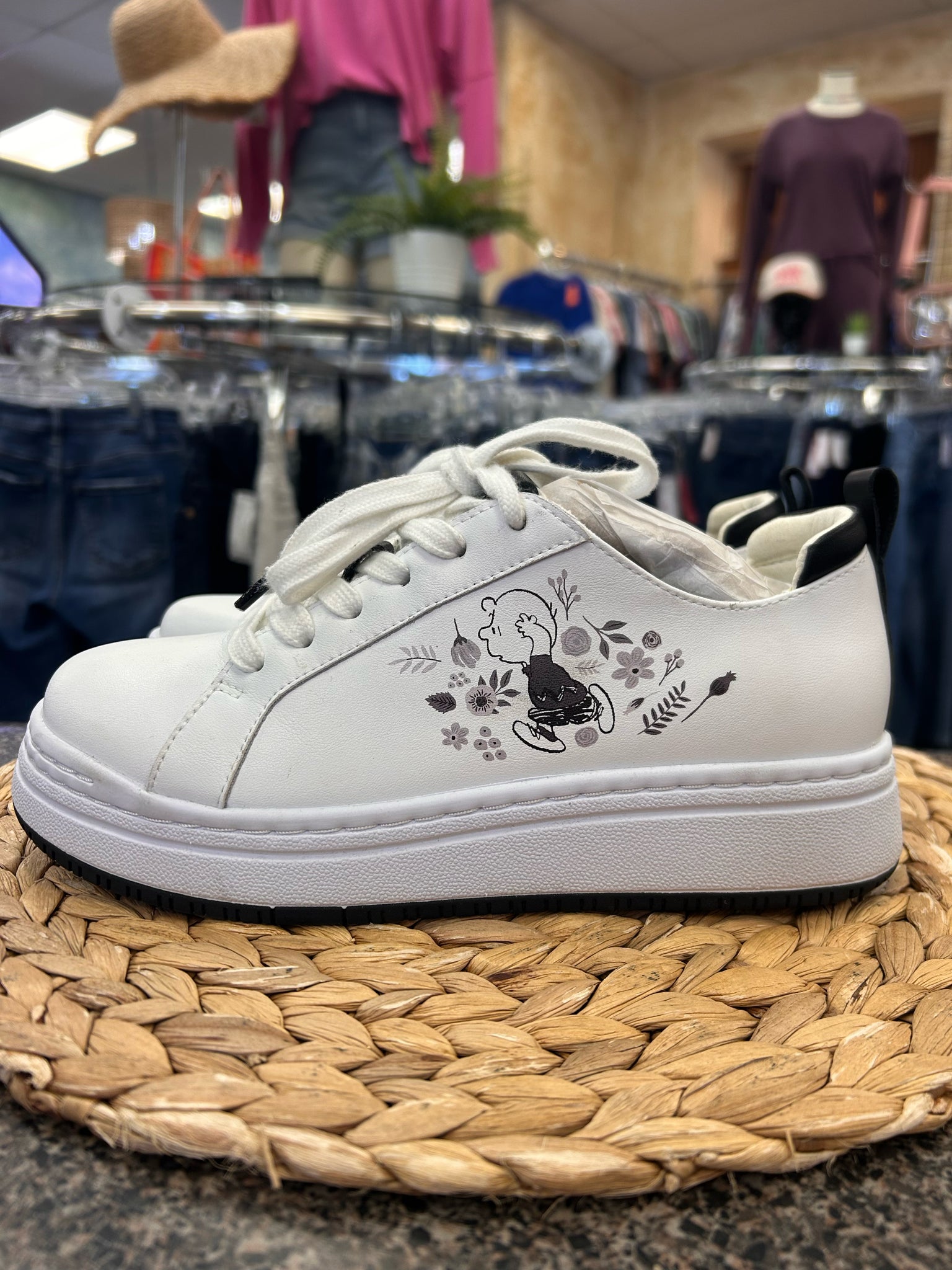 Pre-owned ALEGRIA Off white Black Print Size 6.5 Designer Sneaker