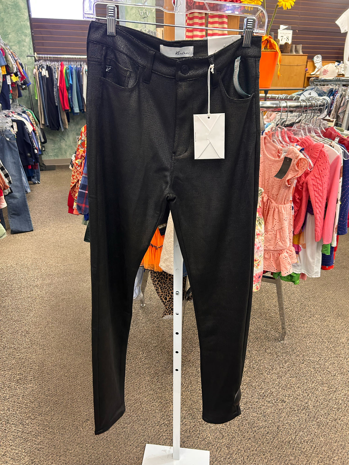 New with Tag KANCAN Black Size 7 Pants