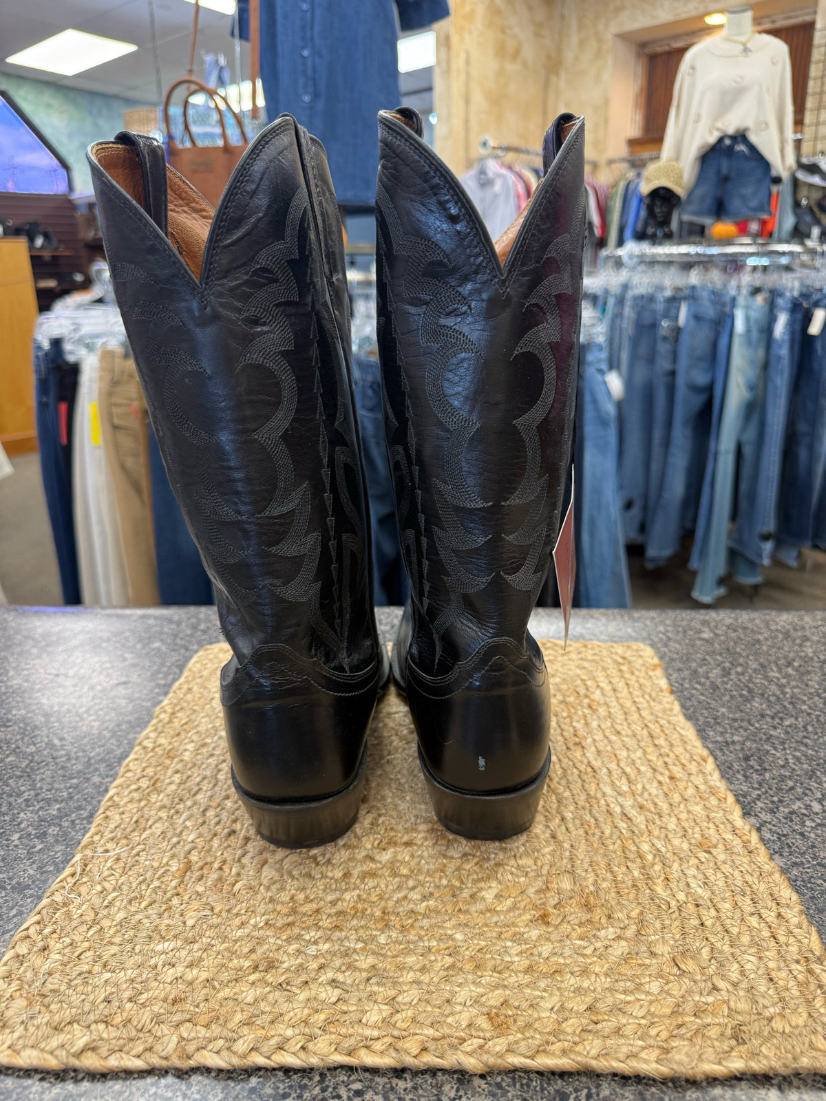 New with Tag NOCONA Black SHOE SIZE 10.5 Mens Designer Boot