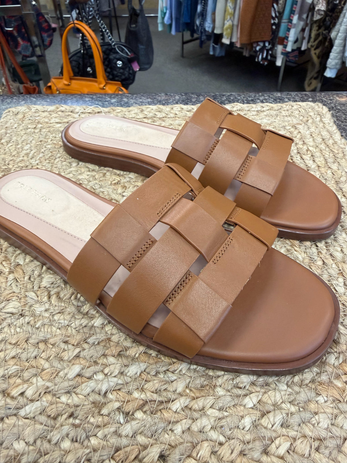 Pre-owned COLE HAAN Brown Size 8.5 Sandal