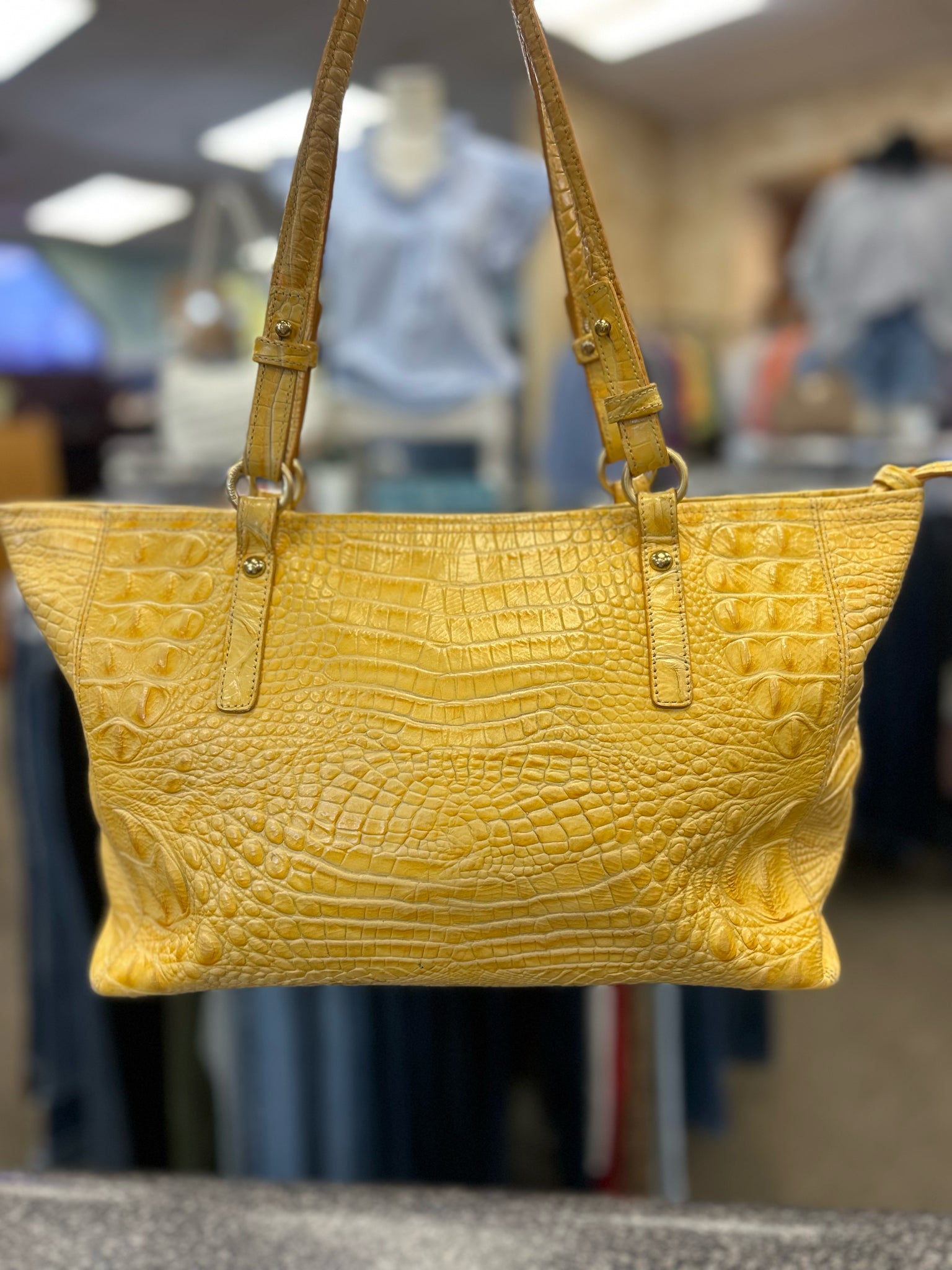 Pre-owned BRAHMIN Yellow Gold Trim Shoulder Designer Purse