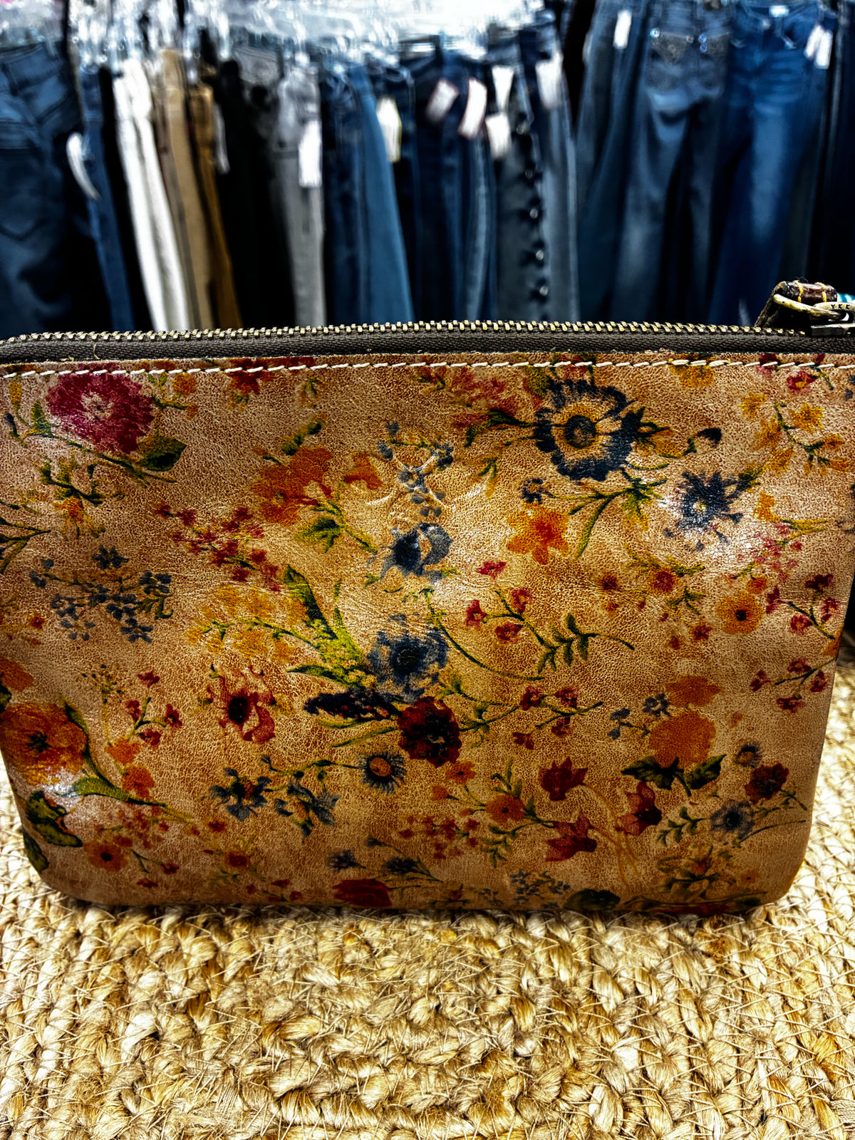 Pre-owned PATRICIA NASH Tan Multi Floral S Wristlet Purse