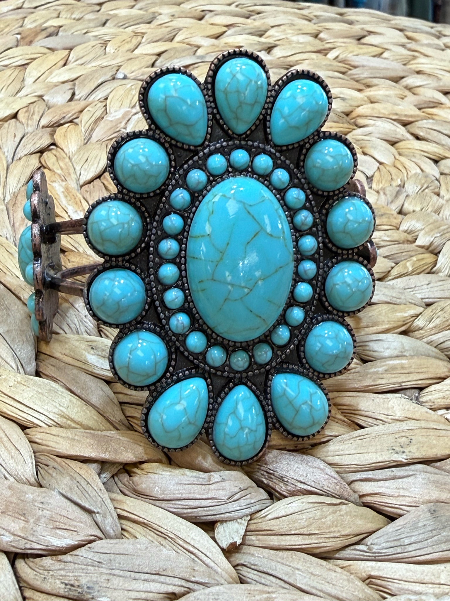 New WESTERN Turquoise Bronze Bracelet