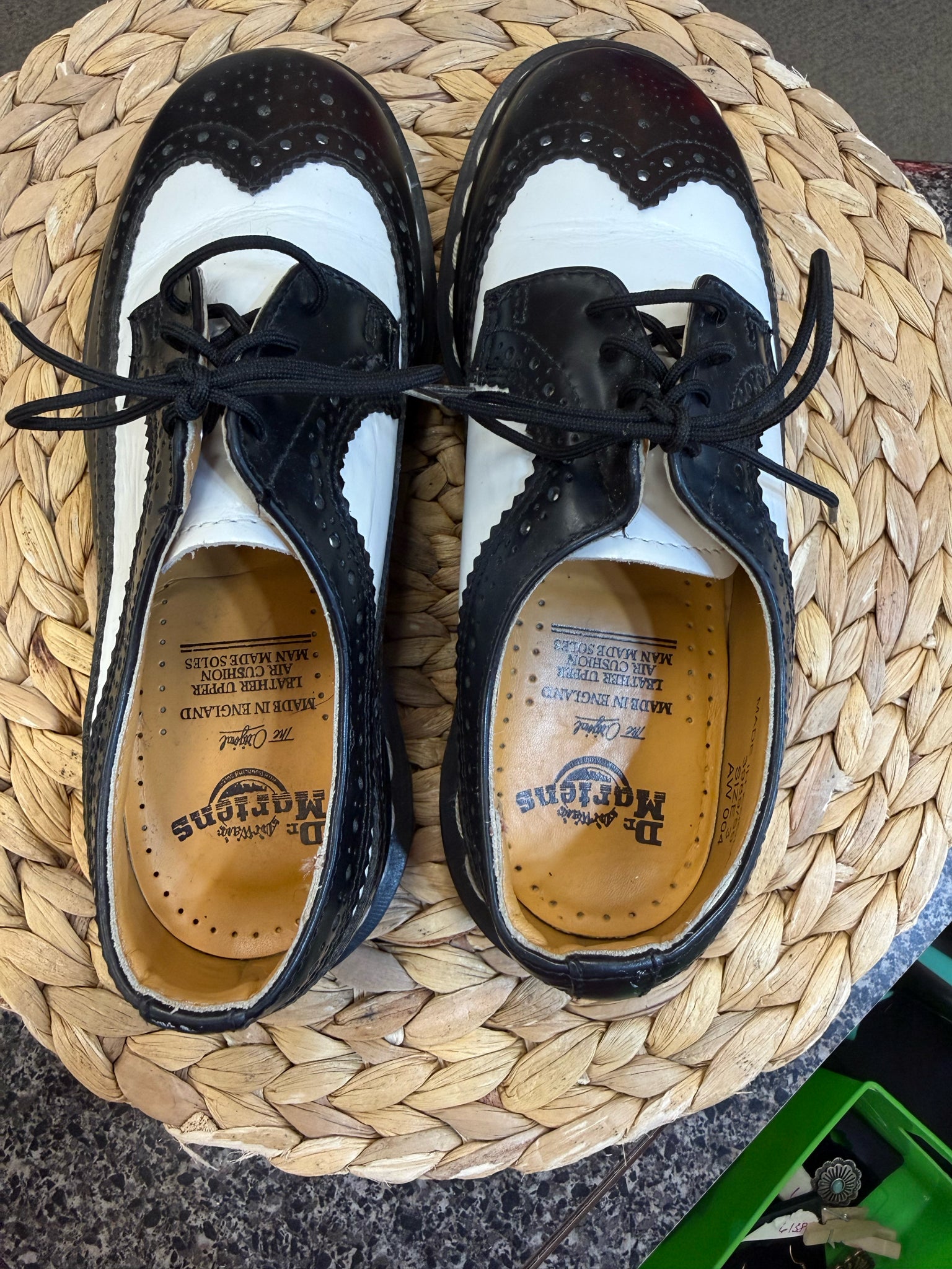 Pre-owned DR MARTENS Black White Shoe Size 3 Girls Shoe