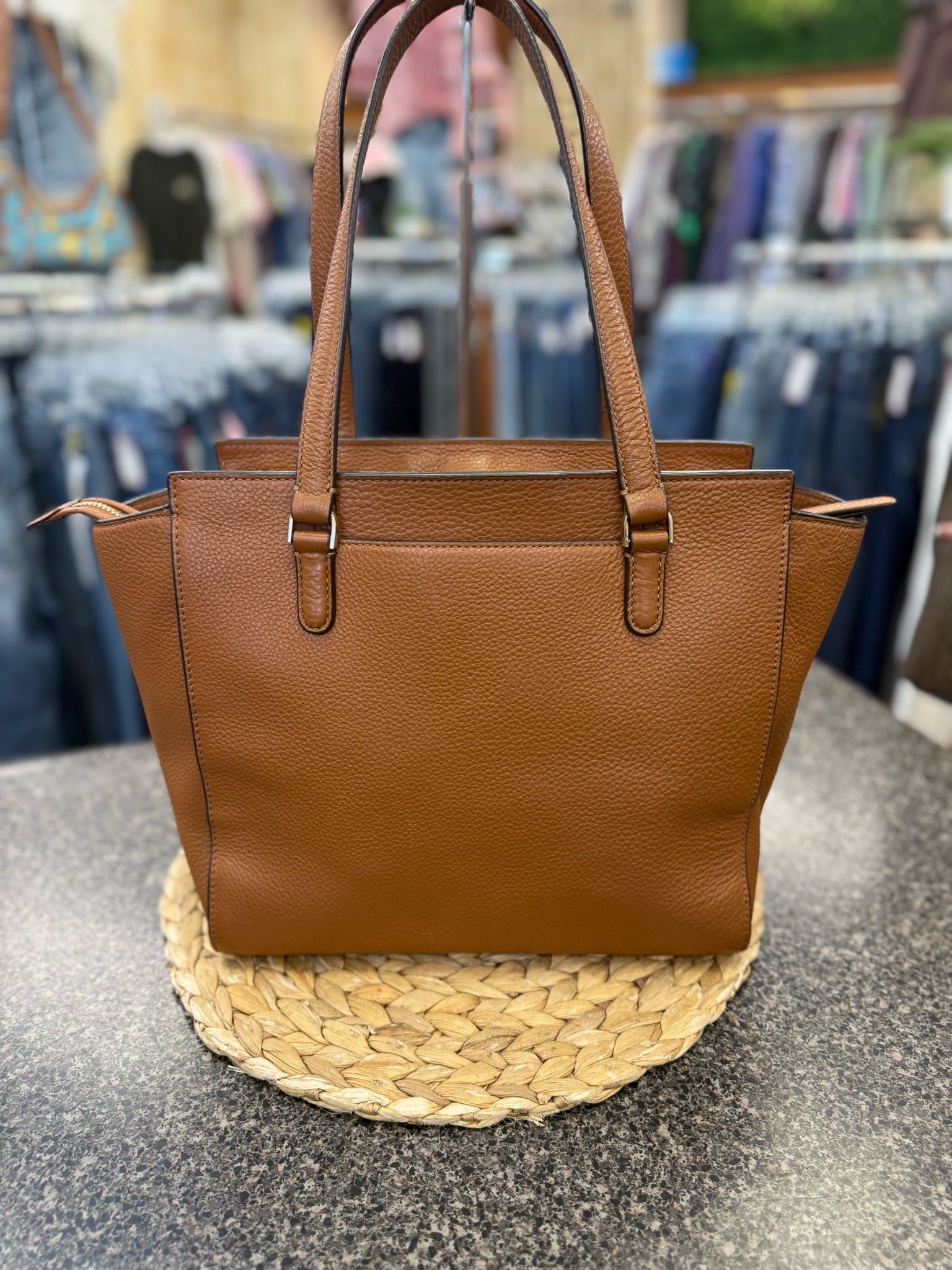 Pre-owned KATE SPADE Brown Shoulder Designer Purse
