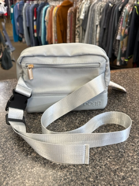 New with Tag BOGG Gray M Fanny Pack Purse