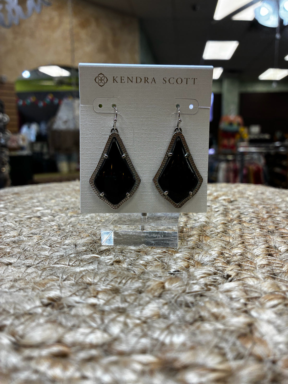Pre-owned KENDRA SCOTT Black Gold Trim Designer Earring