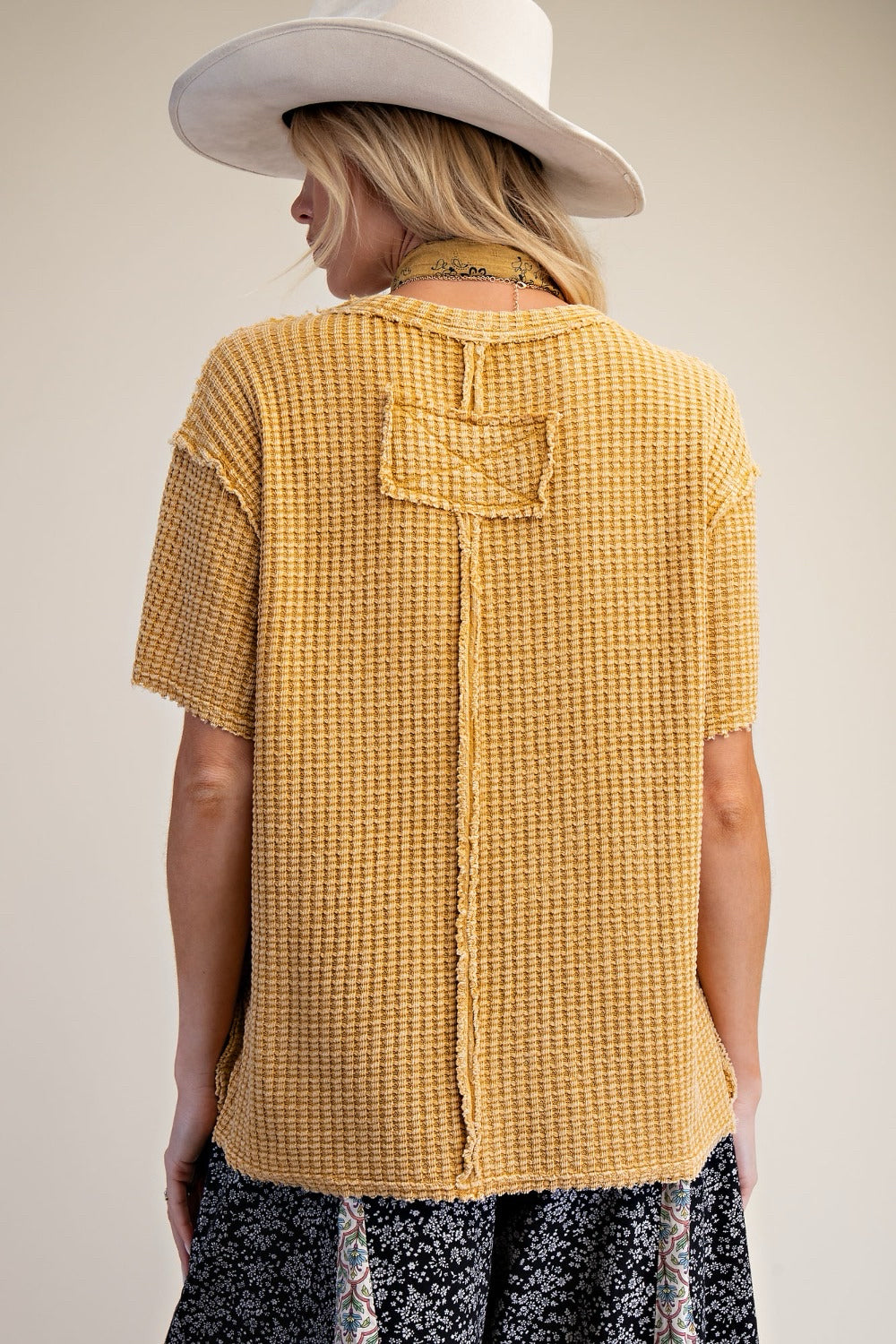 New EASEL Mustard Size: S Short Sleeve Blouse
