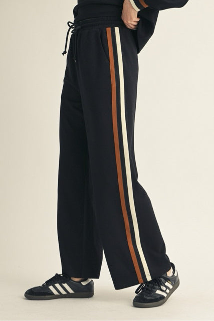 New JODIFL Black Tan Trim # SIZE Small Sweatpants