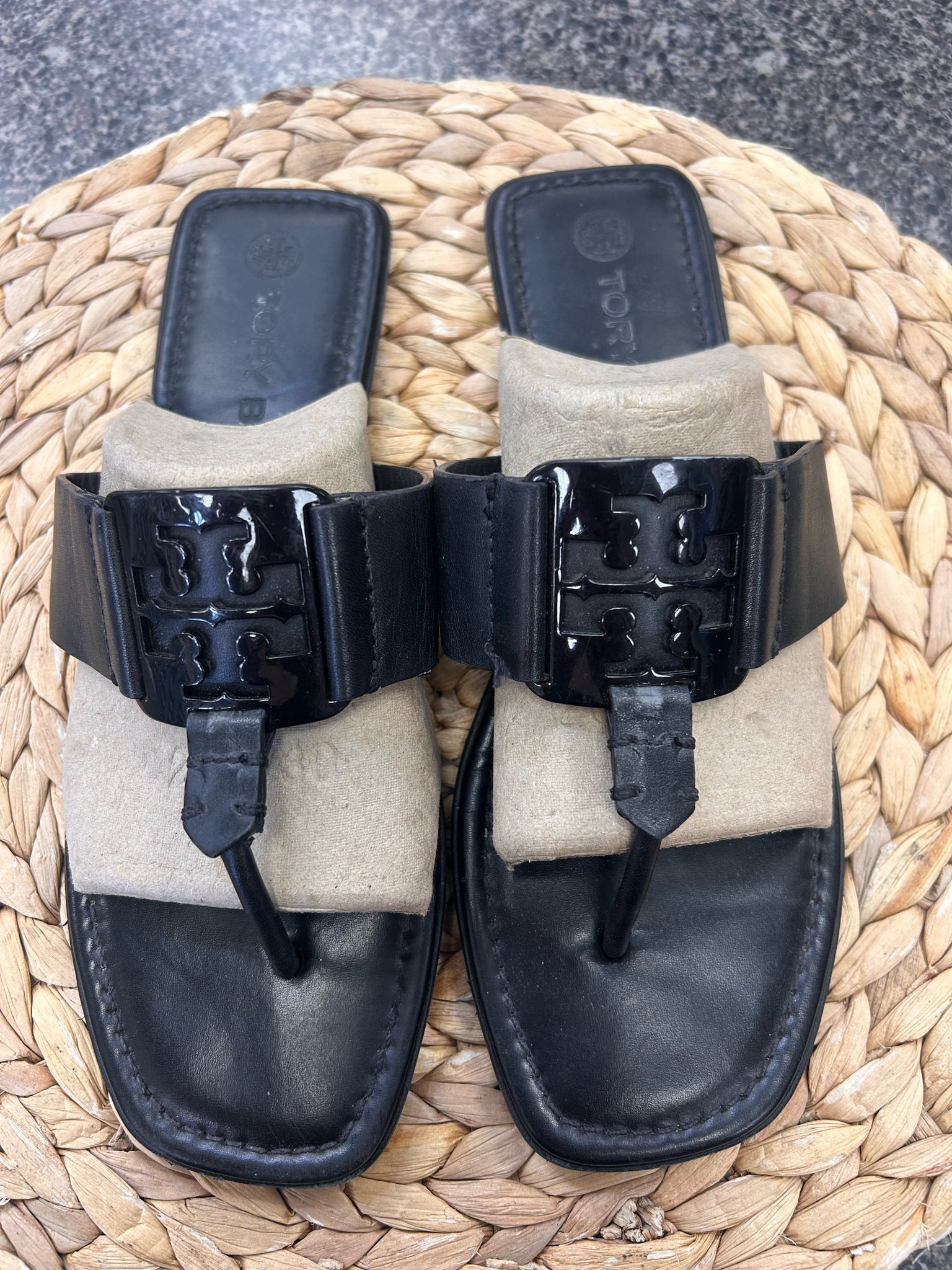 Pre-owned TORY BURCH Black Size 9 Designer Sandal