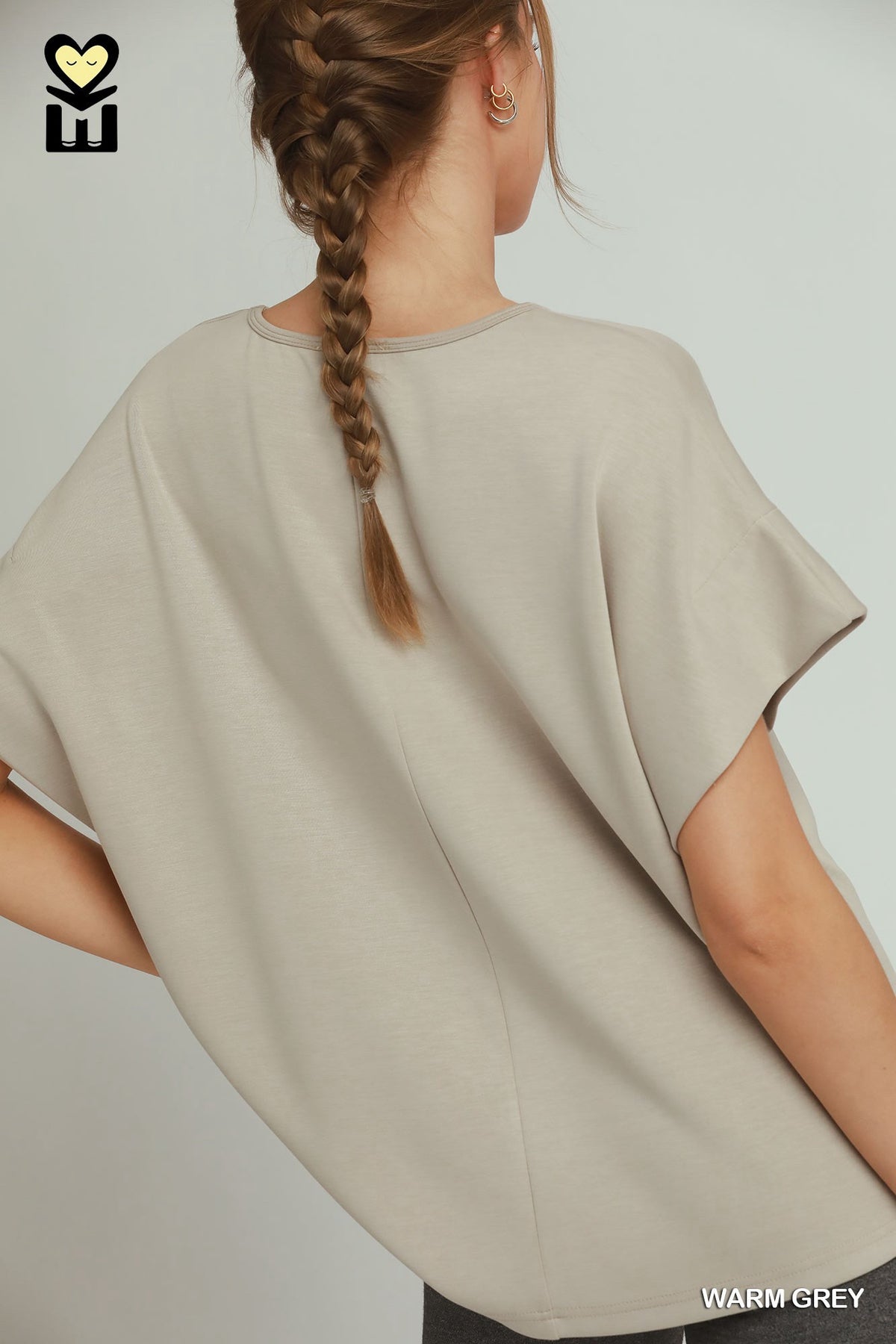 New UMGEE Gray Size: S Short Sleeve Blouse