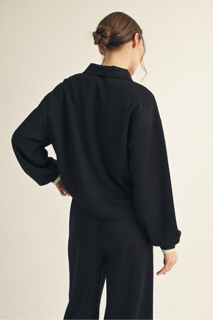 New JODIFL Black Tan Trim Size S Long Sleeve Sweatshirt