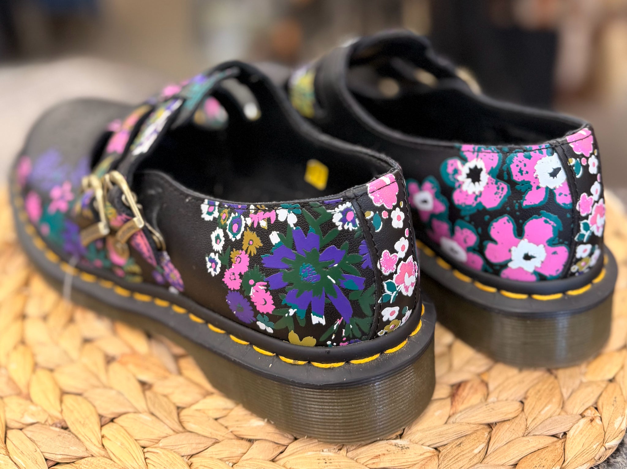 Pre-owned DR MARTENS Black Purple Floral Size 8 Designer Shoe