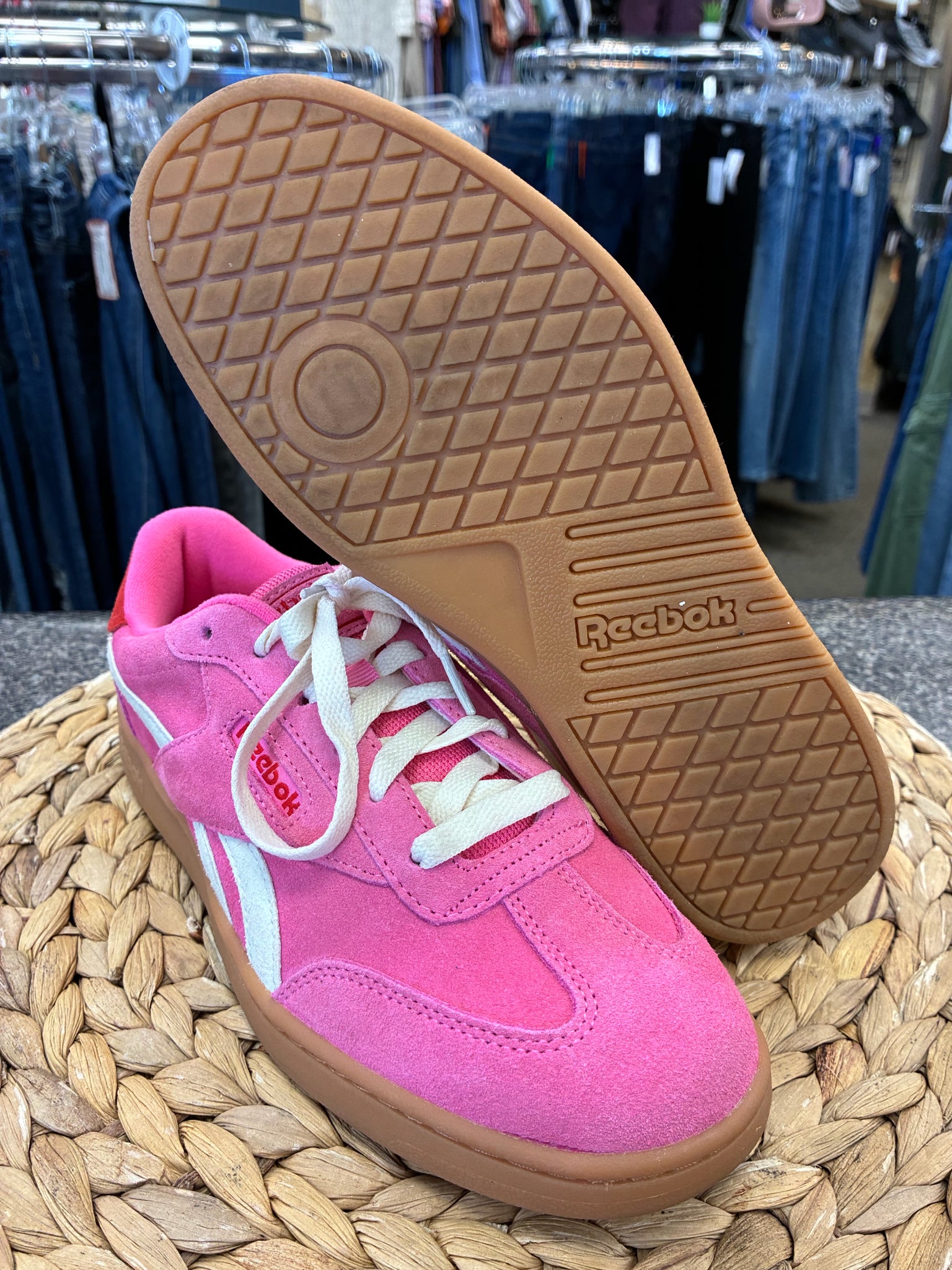 Pre-owned REEBOK Pink Red Size 7.5 Designer Sneaker
