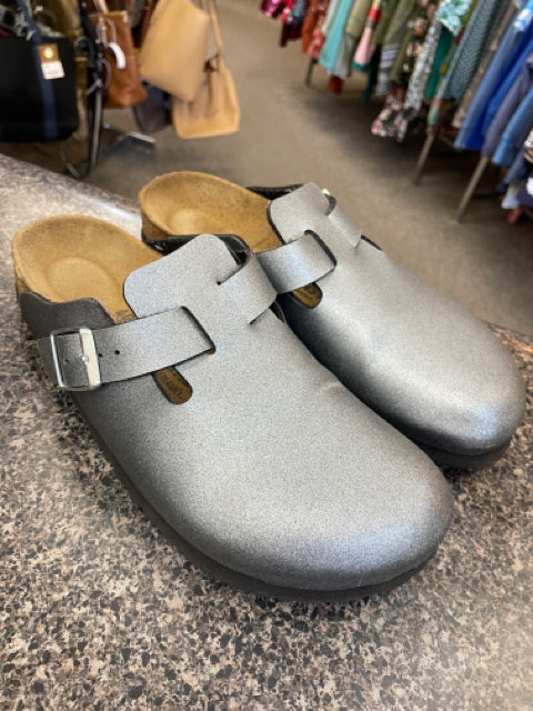 Pre-owned BIRKENSTOCK PEWTER SHOE SIZE 8.5 Designer Shoe