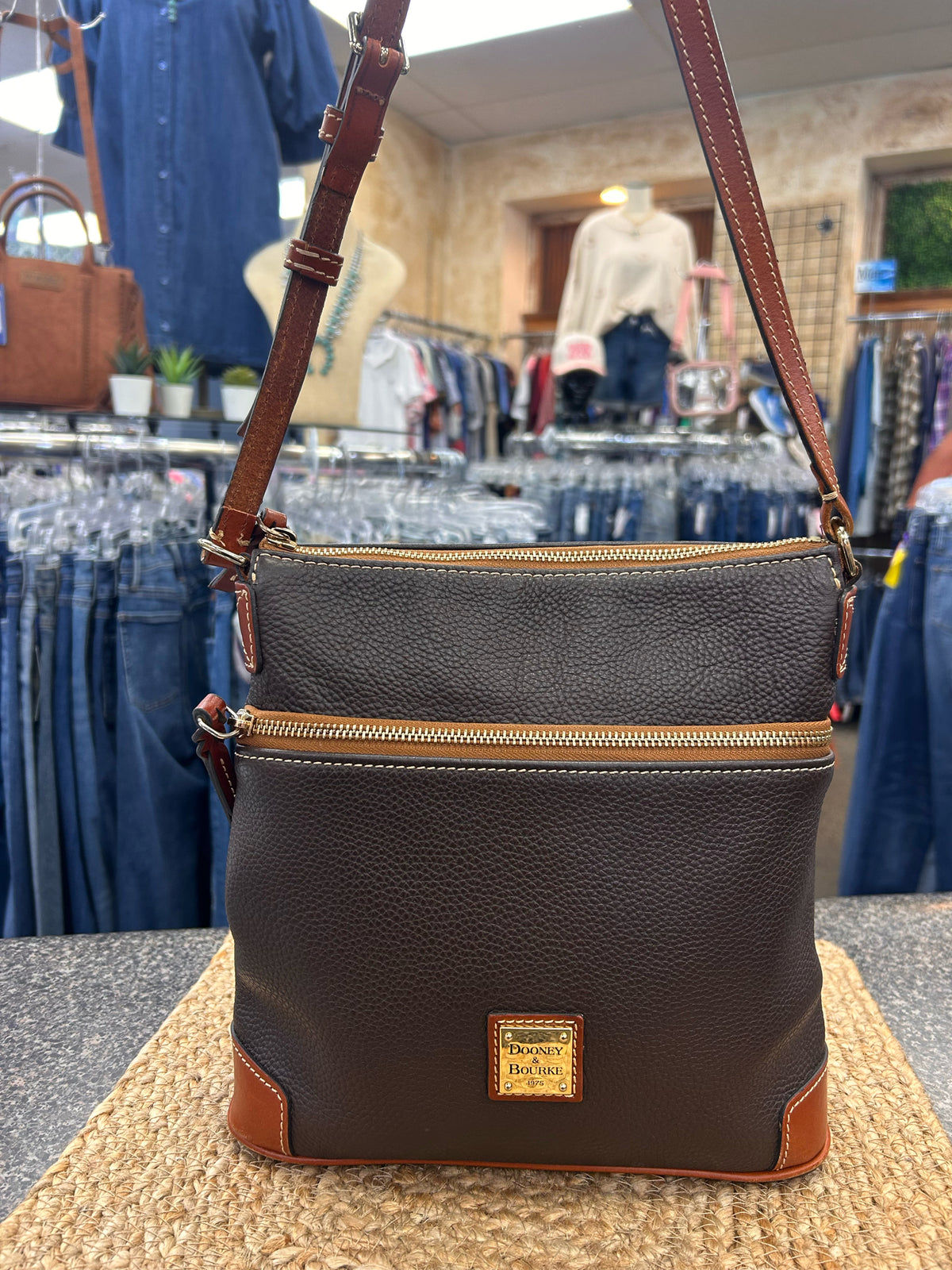 Pre-owned DOONEY&BOURKE Dark brown Gold Trim Crossbody Designer Purse