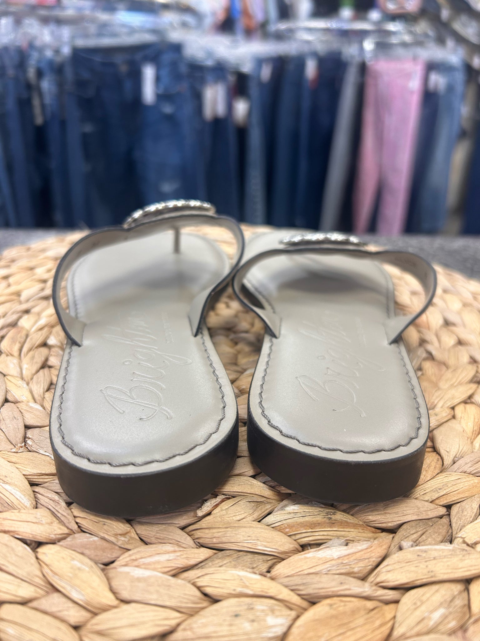 New  Without Tag BRIGHTON Grey Silver Trim Size 8 Sandal