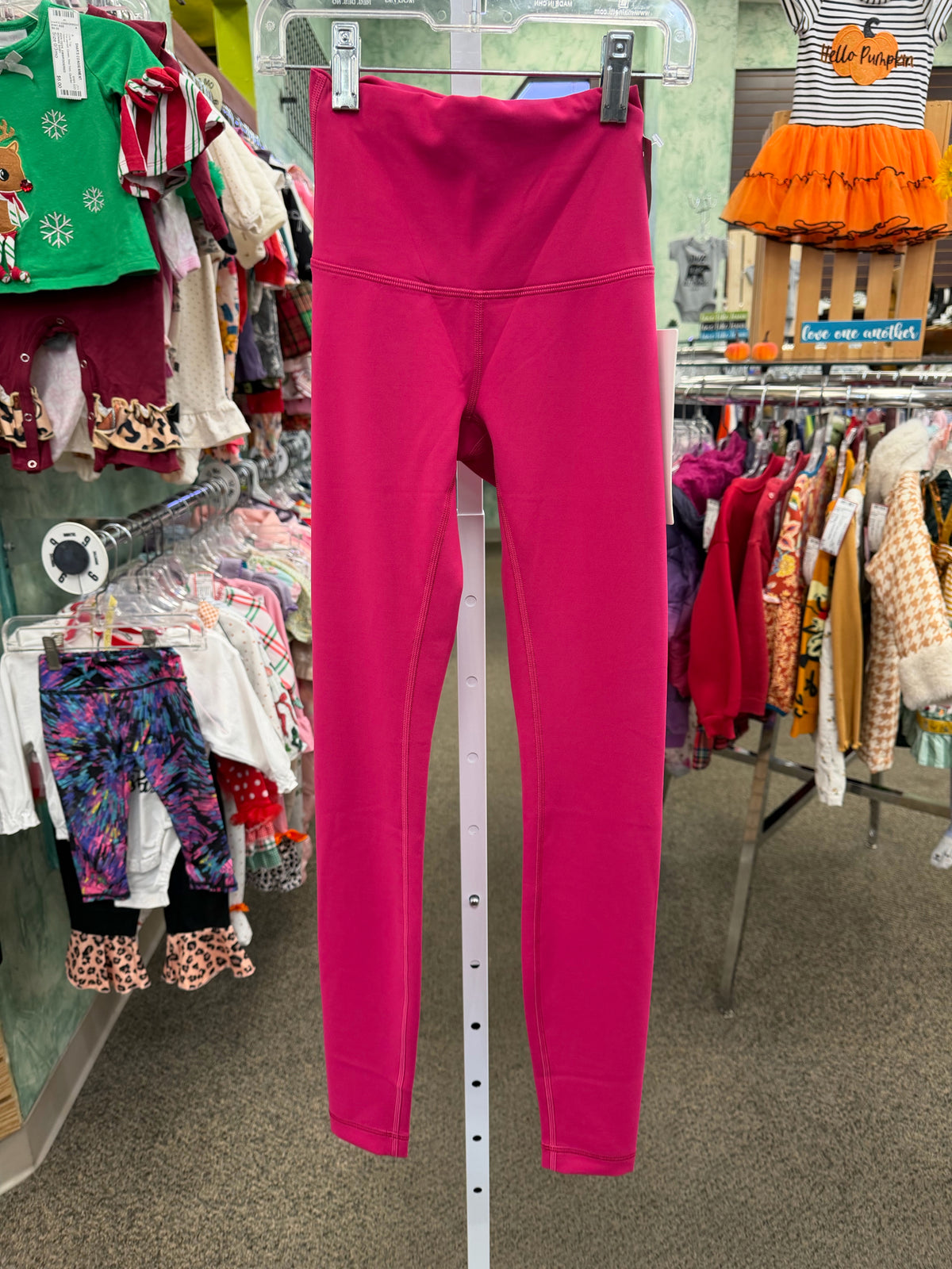 New with Tag Lululemon Dark pink Size 12/14 Girls Legging