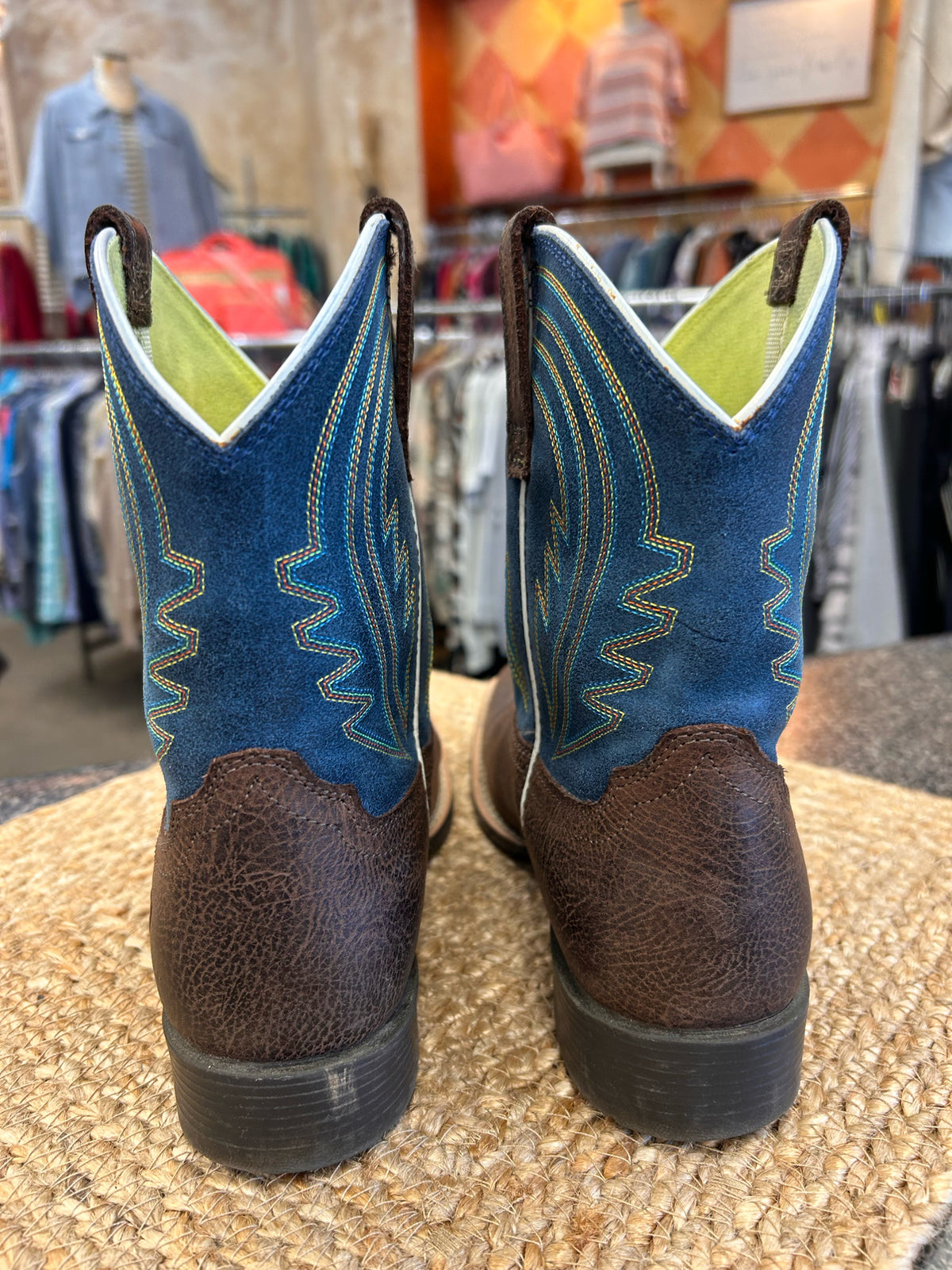 Pre-owned ARIAT Brown Blue C-SIZE 5 Boys Boots