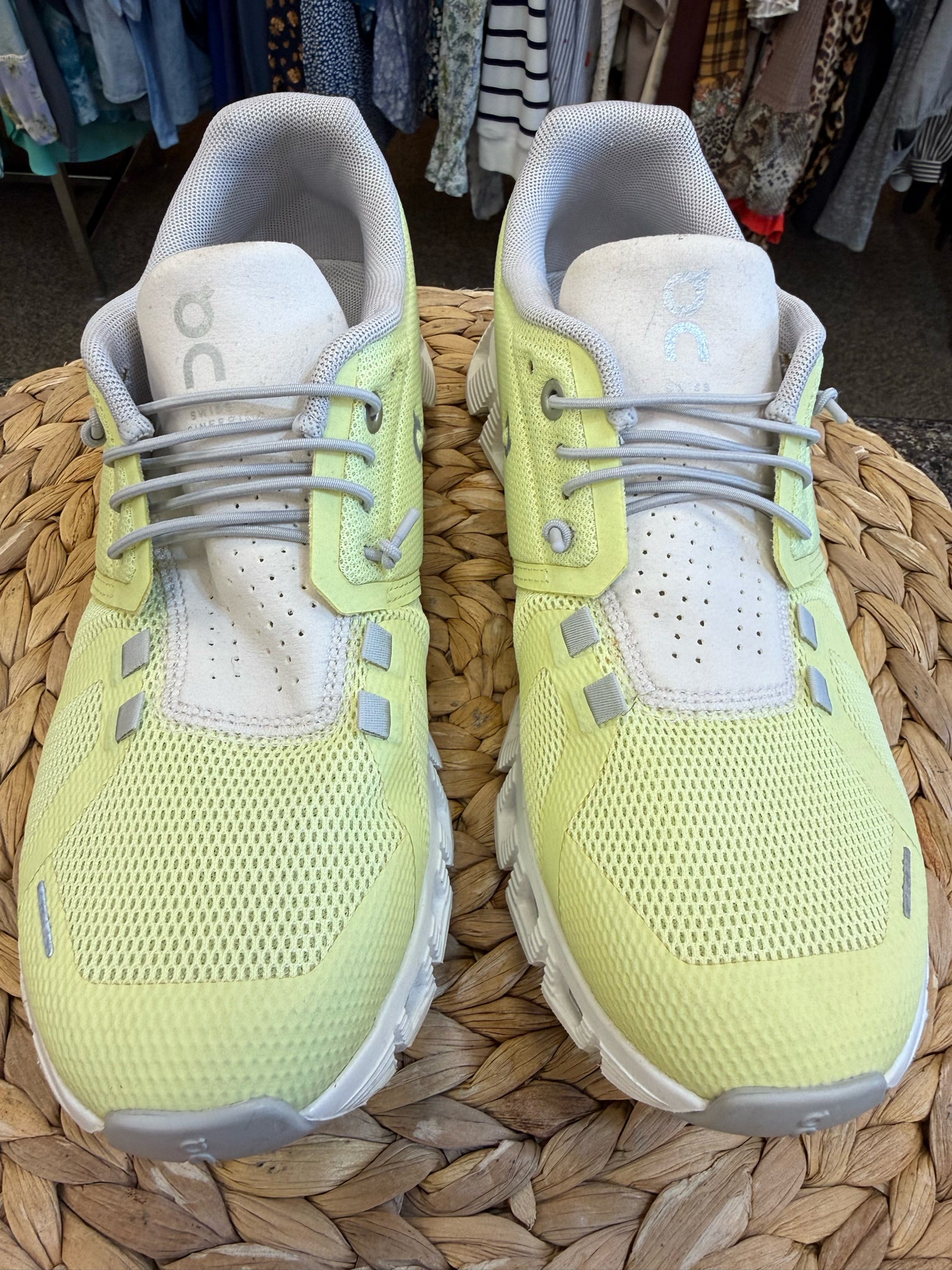 Pre-owned On Cloud Yellow Size 8 Designer Sneaker