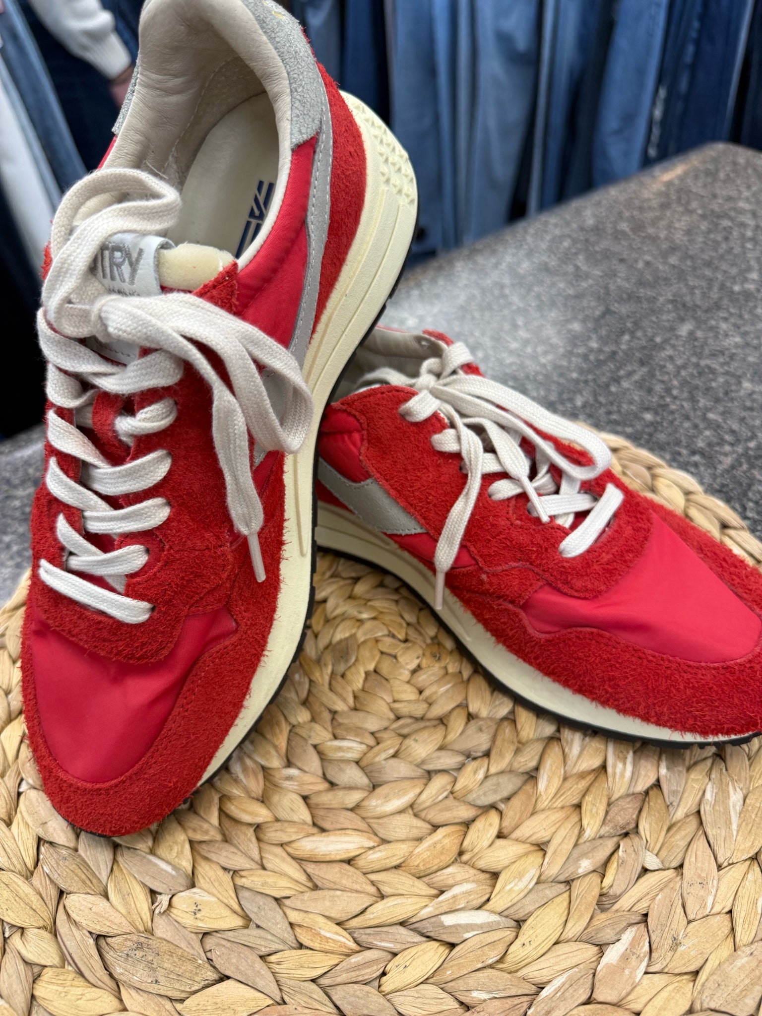 Pre-owned AUTRY Red Cream Trim Size 9.5 Designer Sneaker