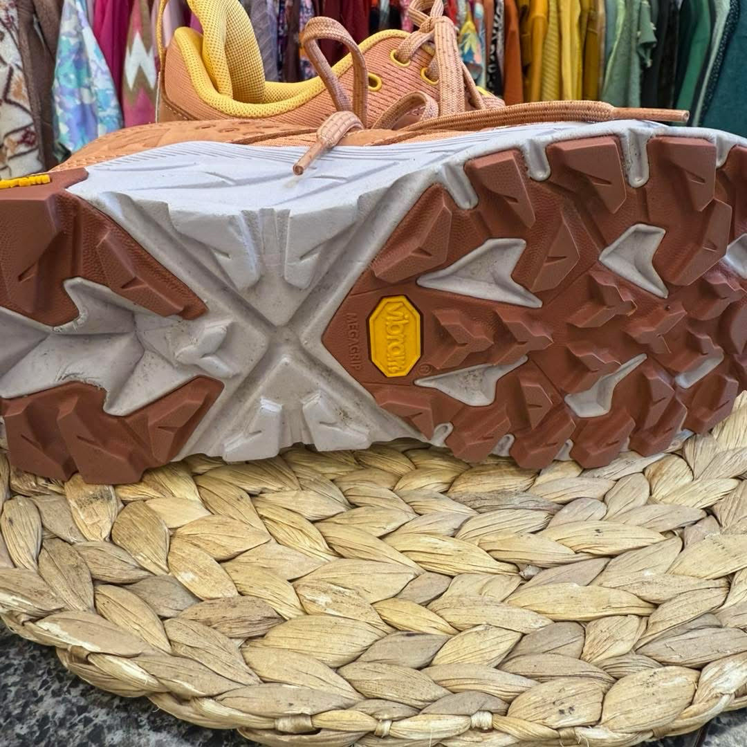 Pre-owned HOKA Peach Mustard Size 8 Designer Sneaker