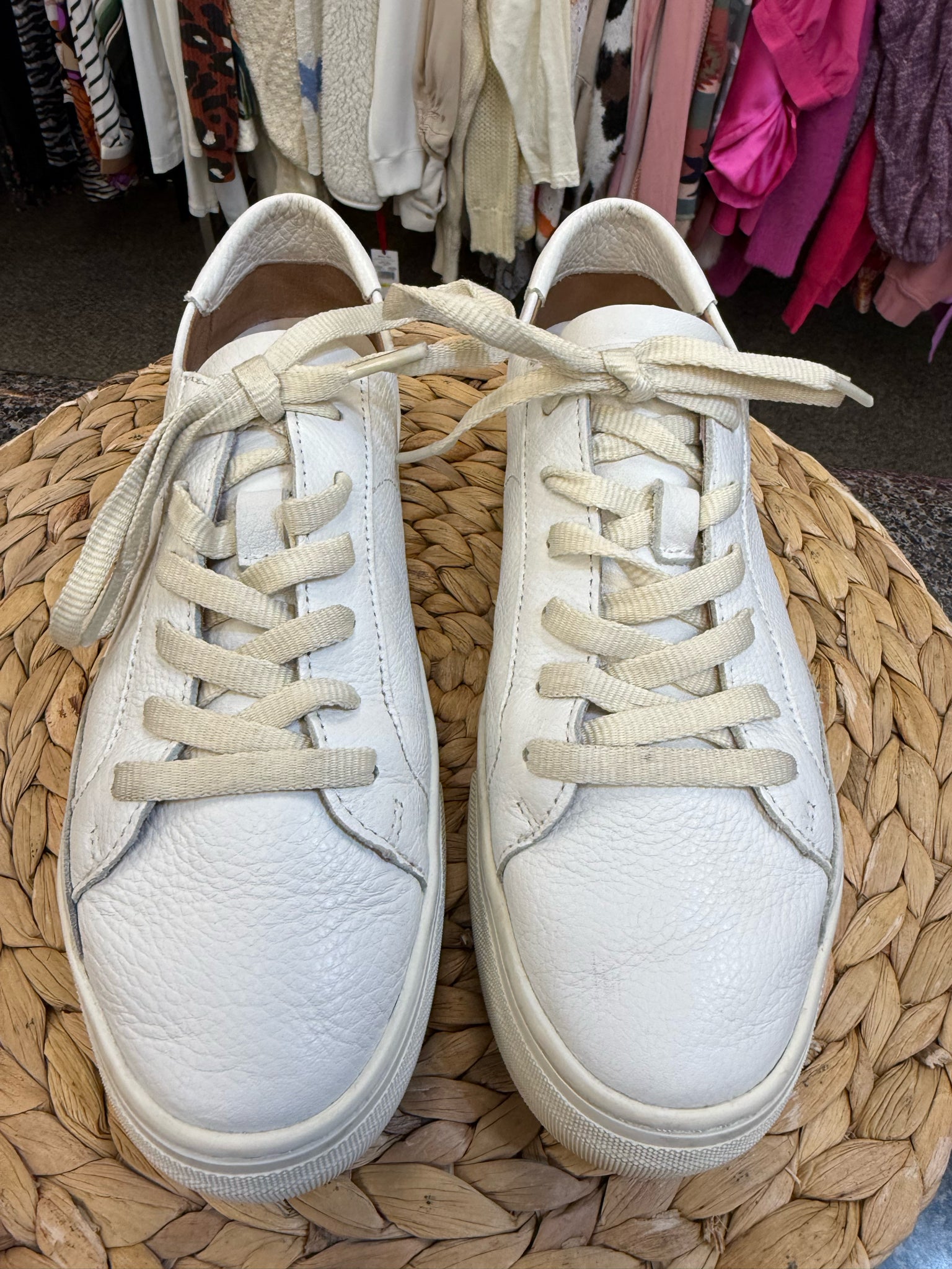 Pre-owned SOLUDOS Off white Size 9 Designer Sneaker