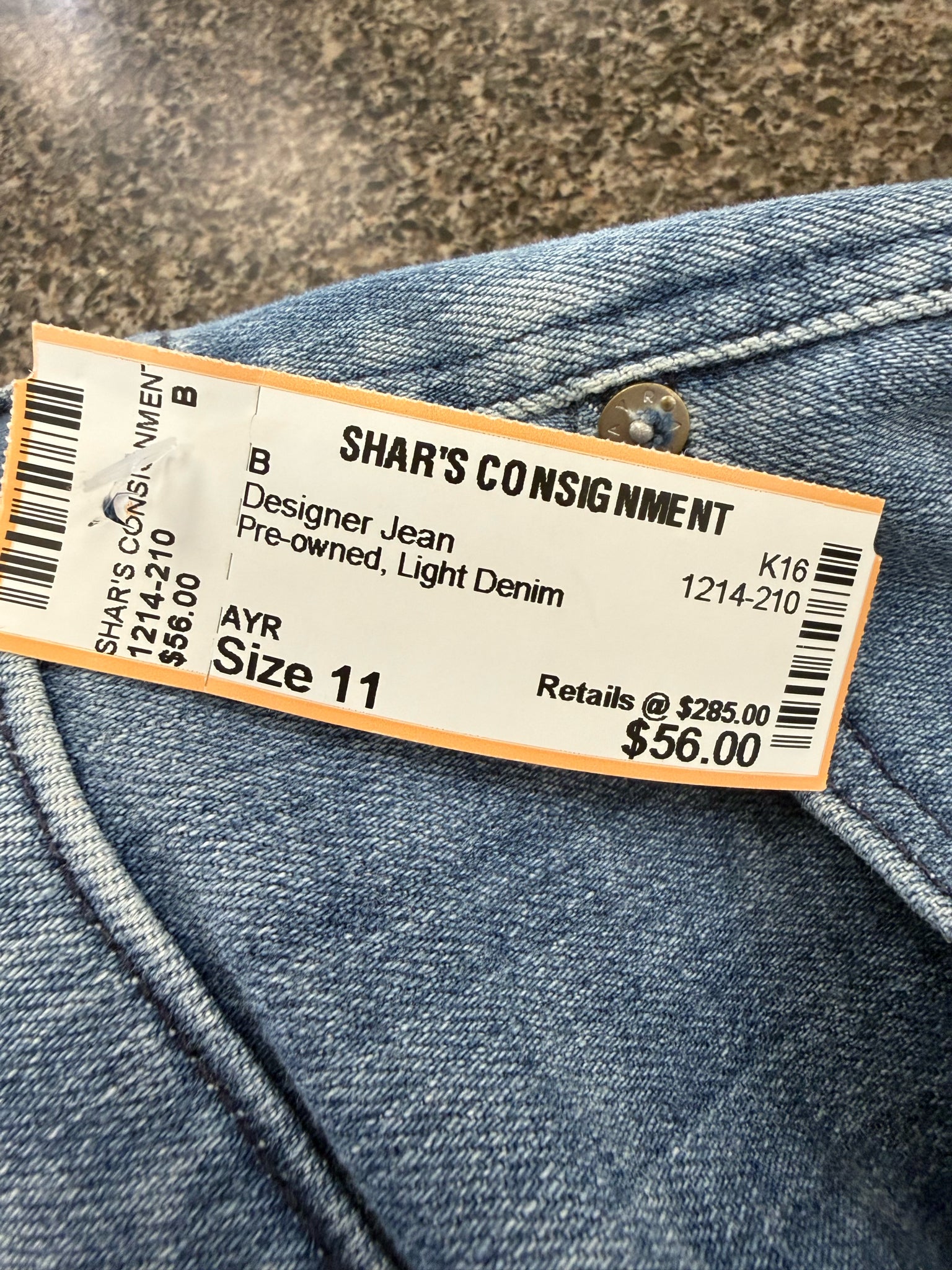 Pre-owned AYR Light Denim Size: 11 Designer Jean