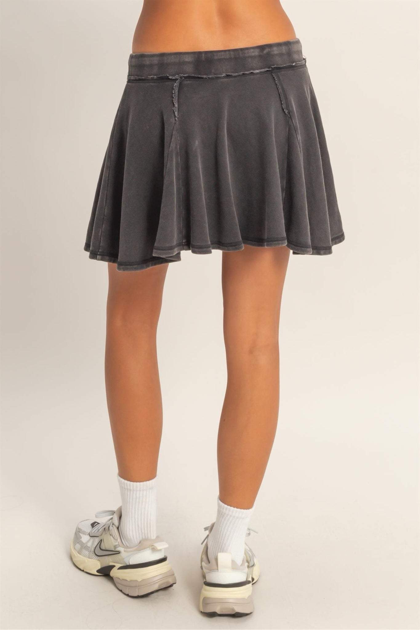 New DOUBLE ZERO Black Wash Size: S Skort