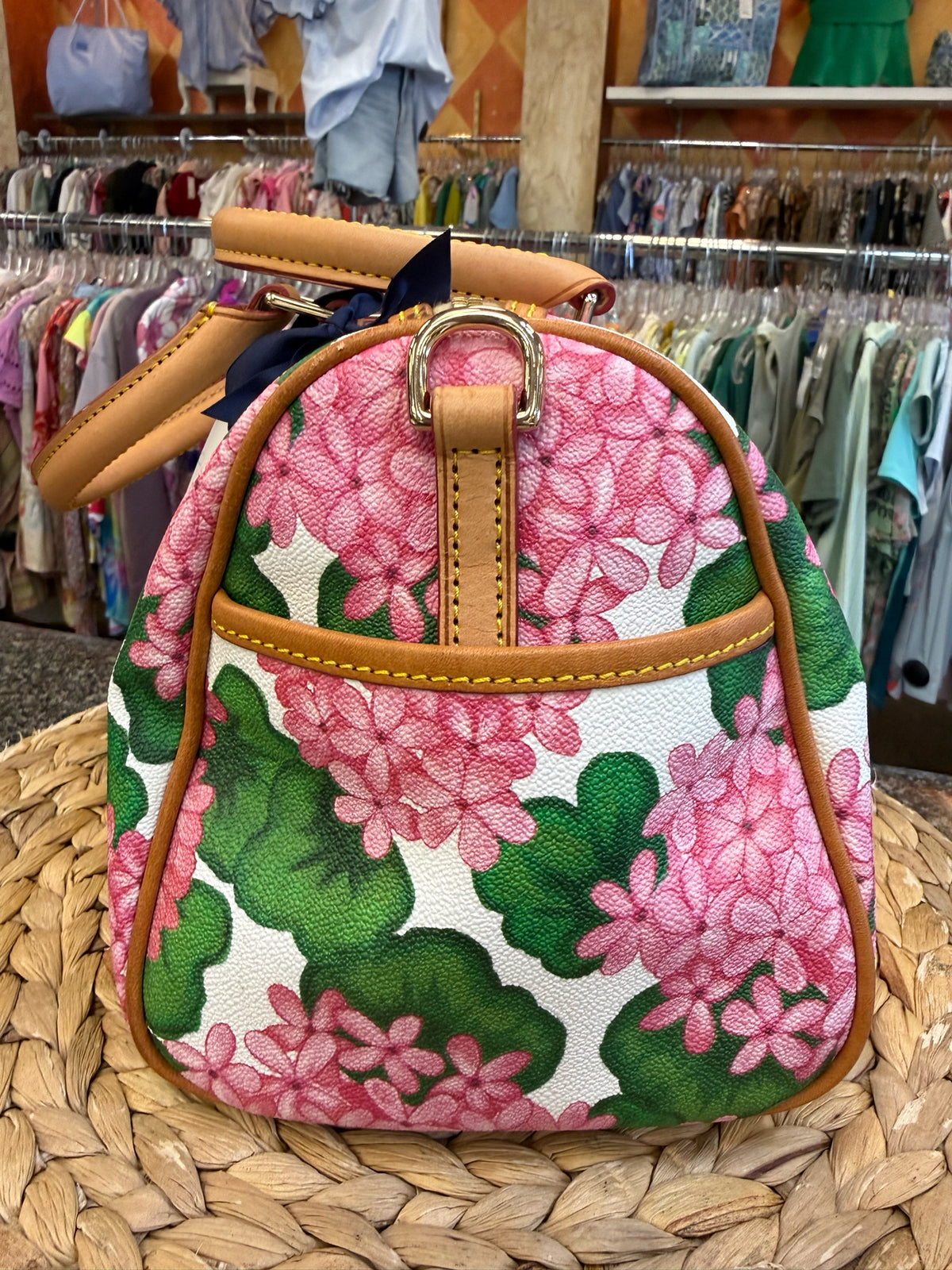 New with Tag DOONEY&BOURKE Pink floral Multi Floral Crossbody Designer Purse