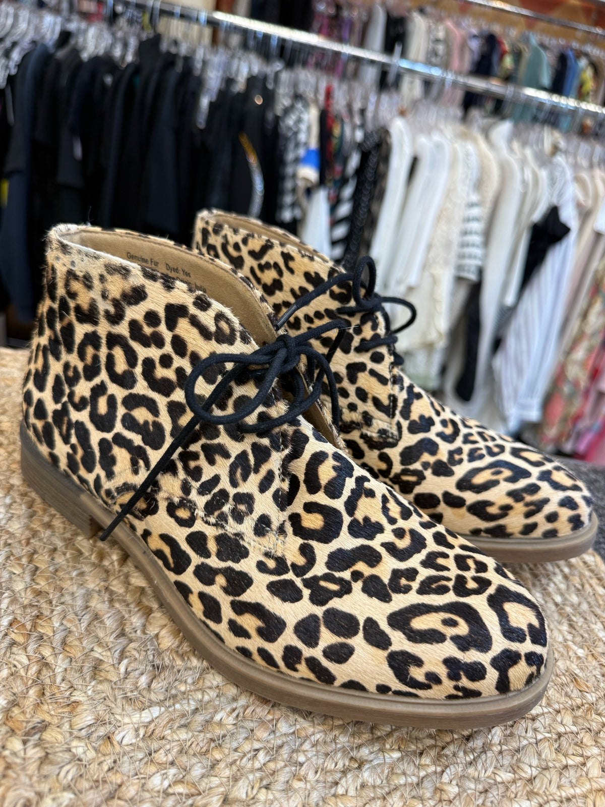 Pre-owned HUSH PUPPIES Leopard Black Size 8 Bootie