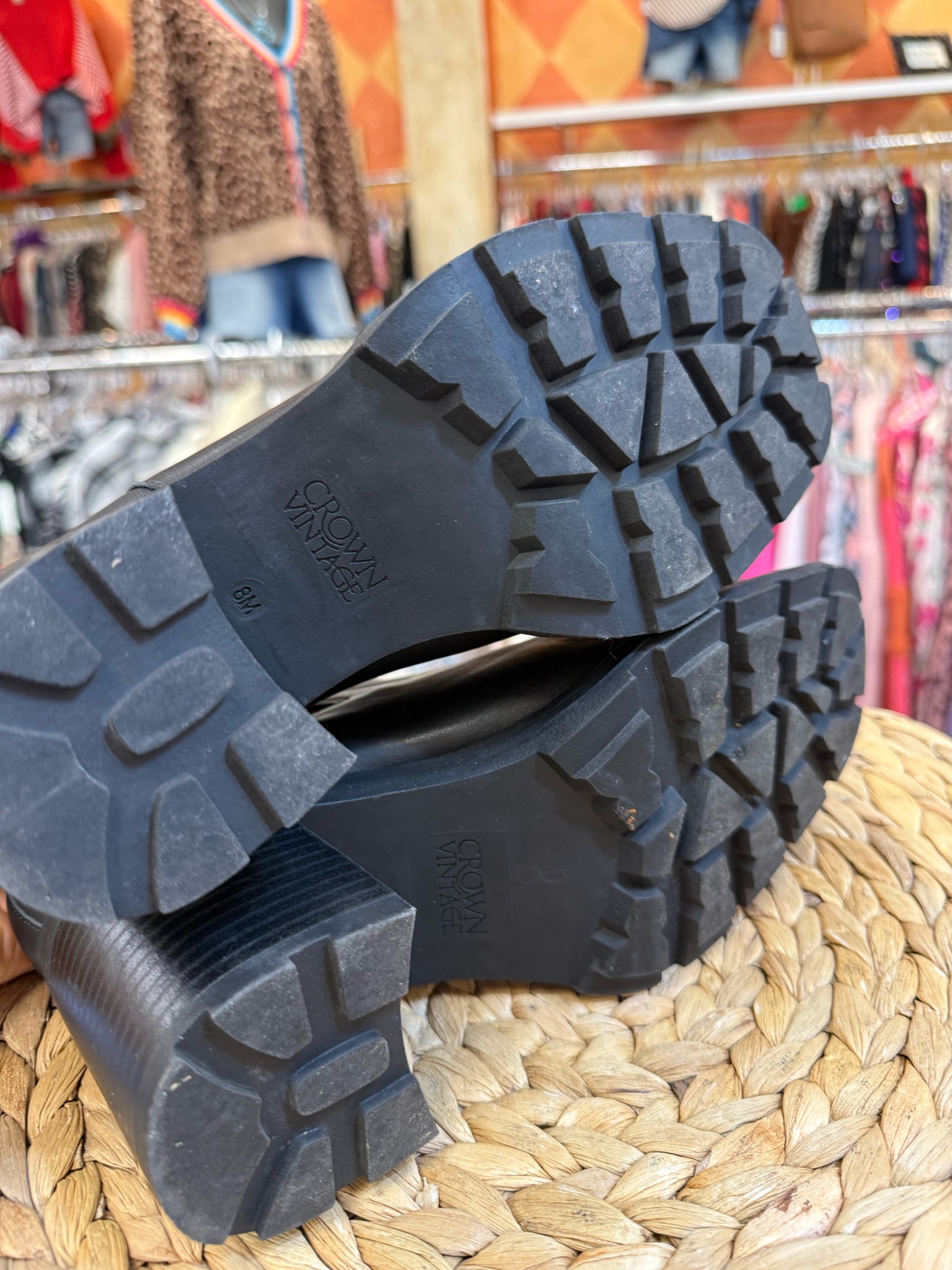 Pre-owned CROWN VINTAGE Black Size 8 Bootie