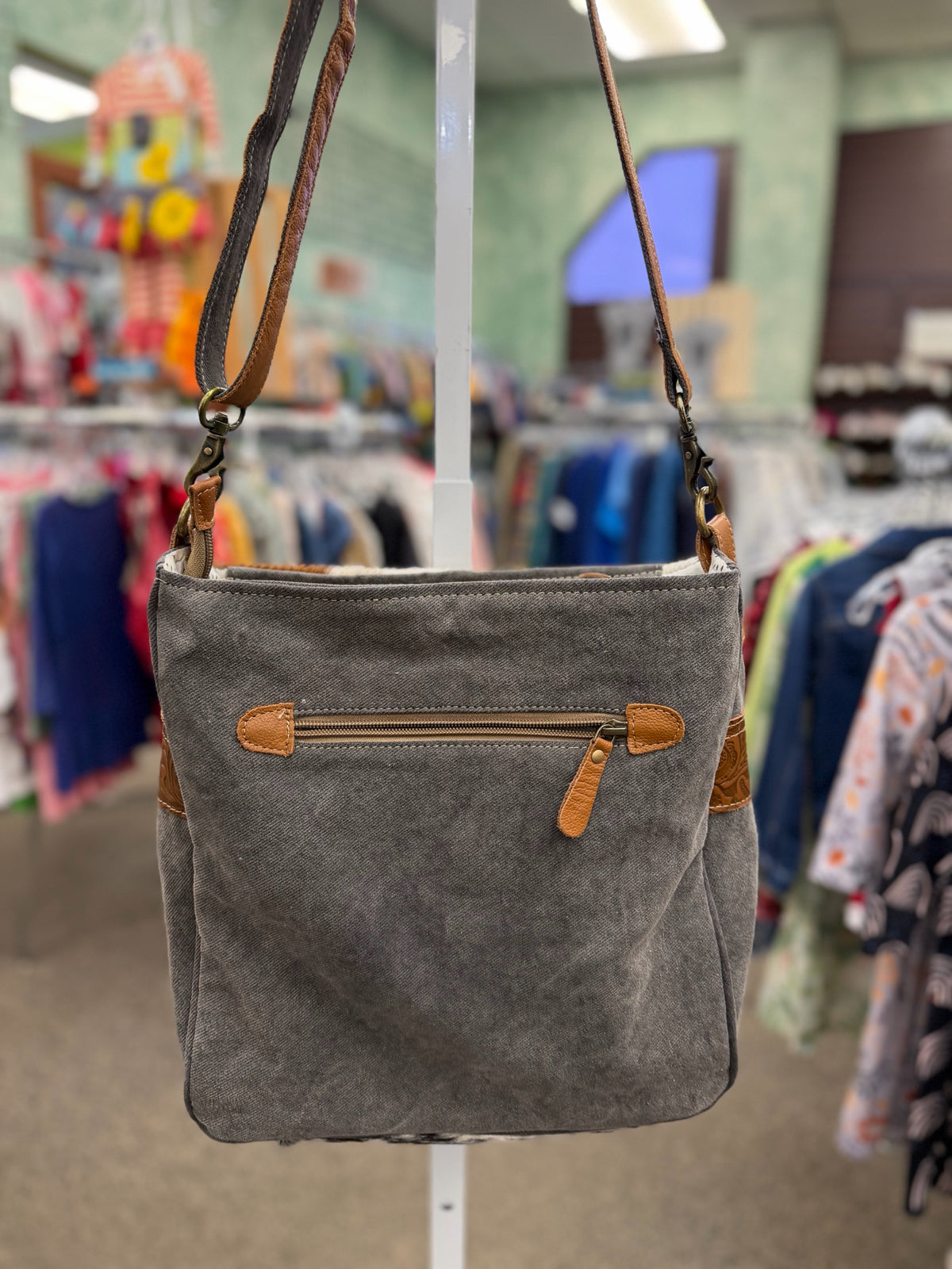 Pre-owned Myra Bag Brown animal Dark Gray L Crossbody Purse