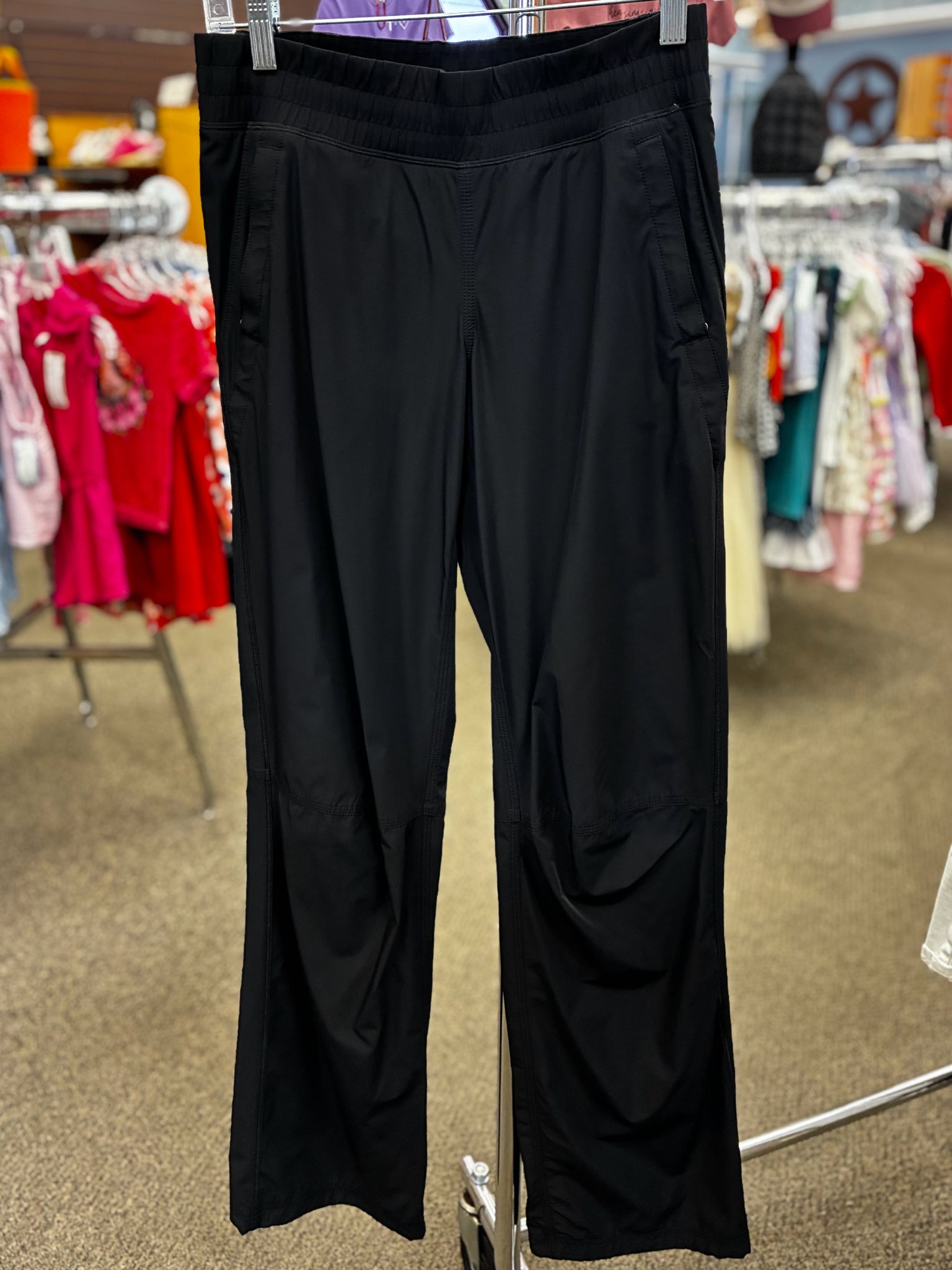 Pre-owned Lululemon Black Size 4 Pants