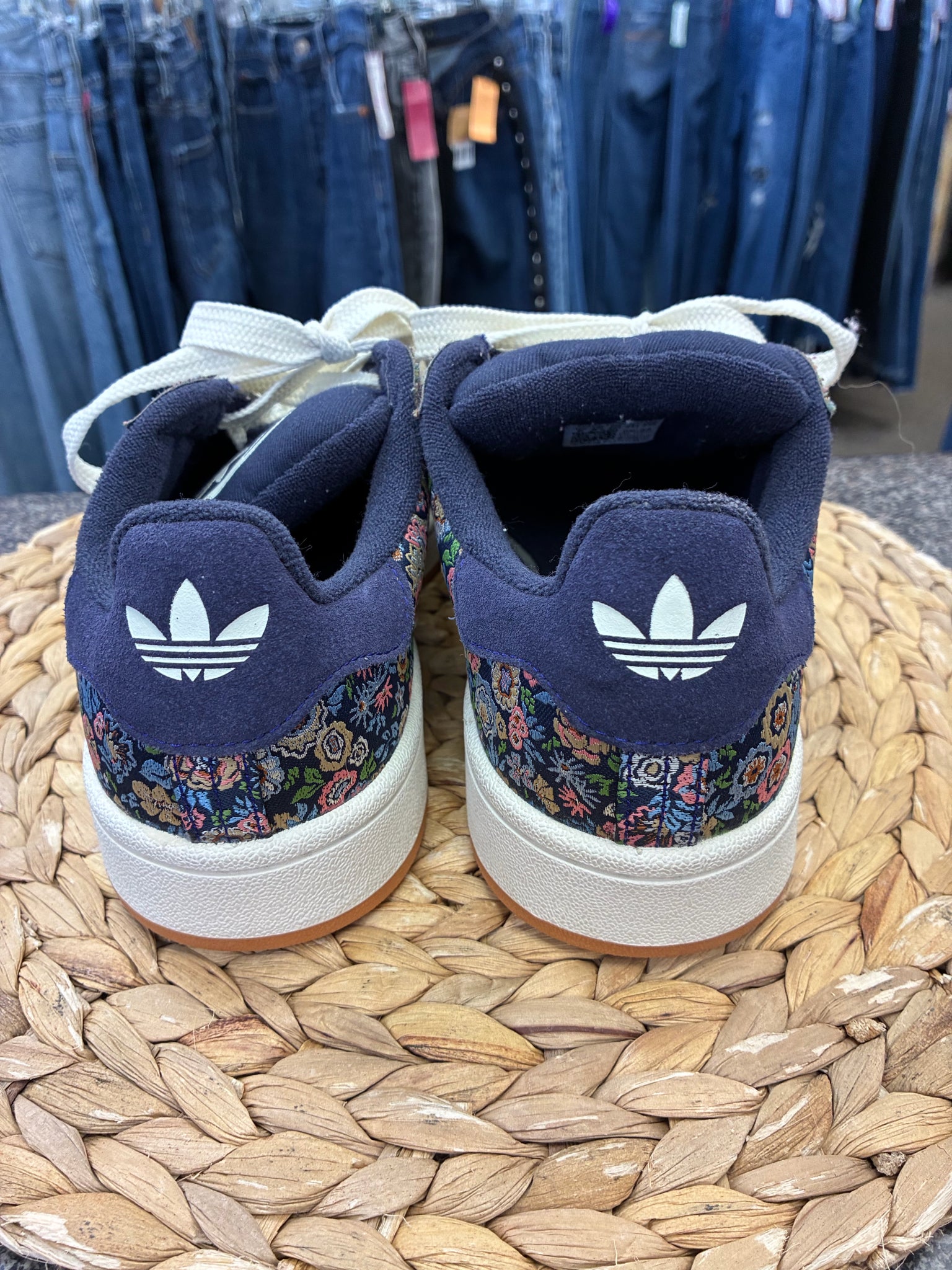 Pre-owned ADIDAS Navy Multi Floral Size 6 Designer Sneaker