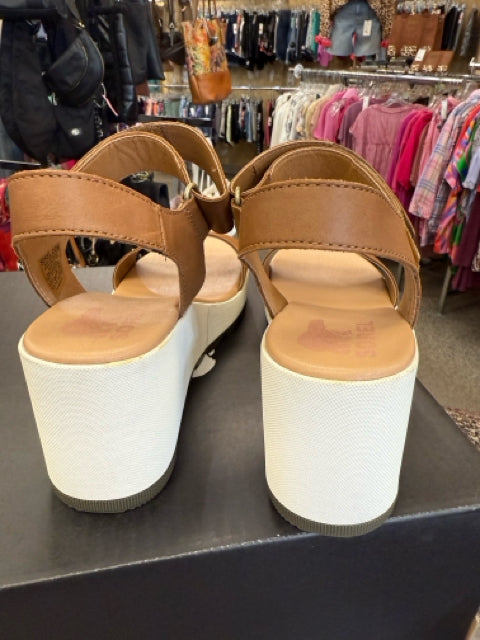 Pre-owned SOREL Brown White Trim Size 9 Designer Sandal