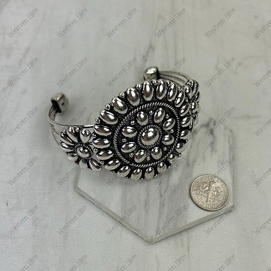 New WESTERN Silver Black Inside Scarf