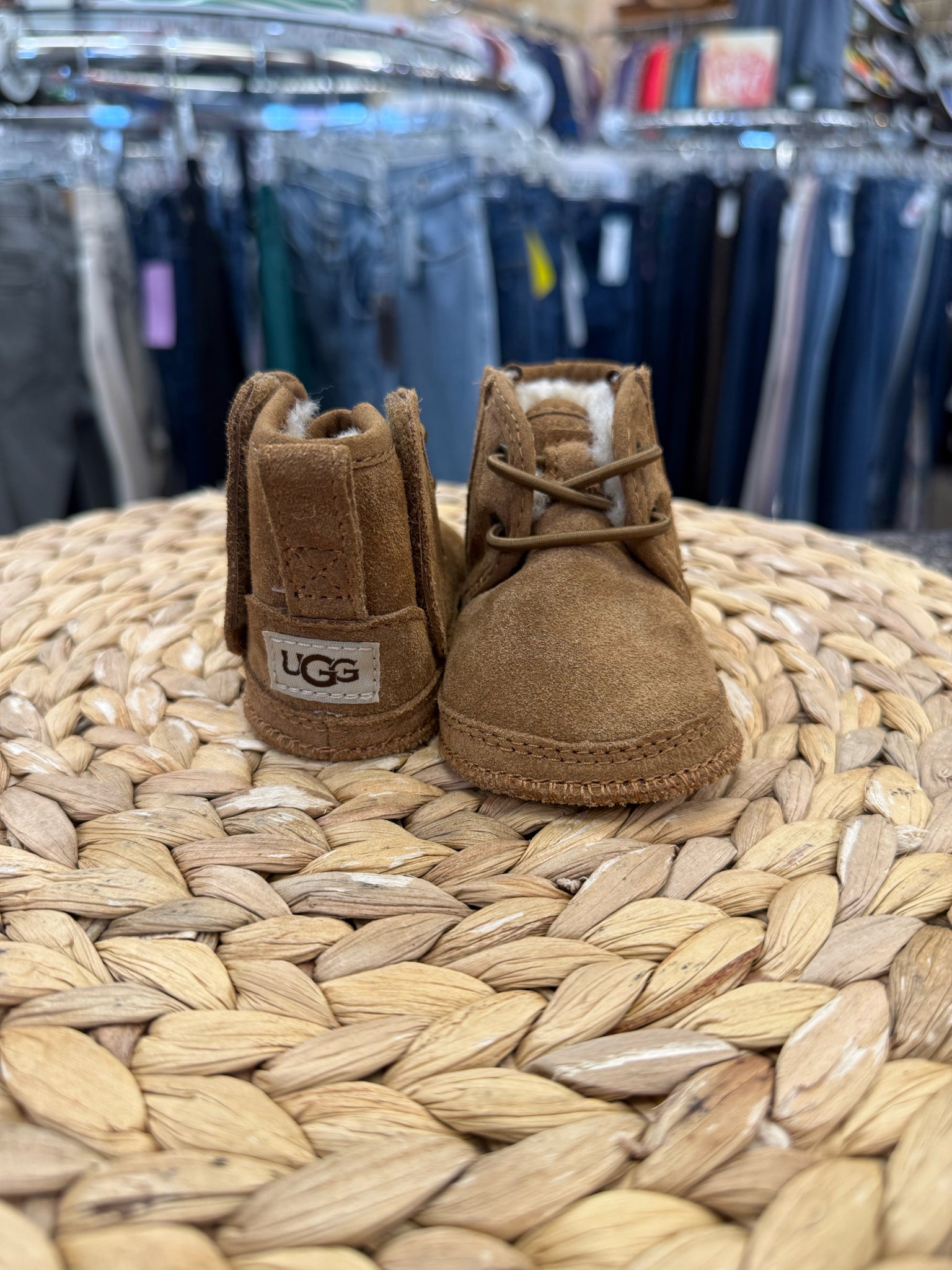 Pre-owned UGG Brown C-SIZE 10 Boys Boots