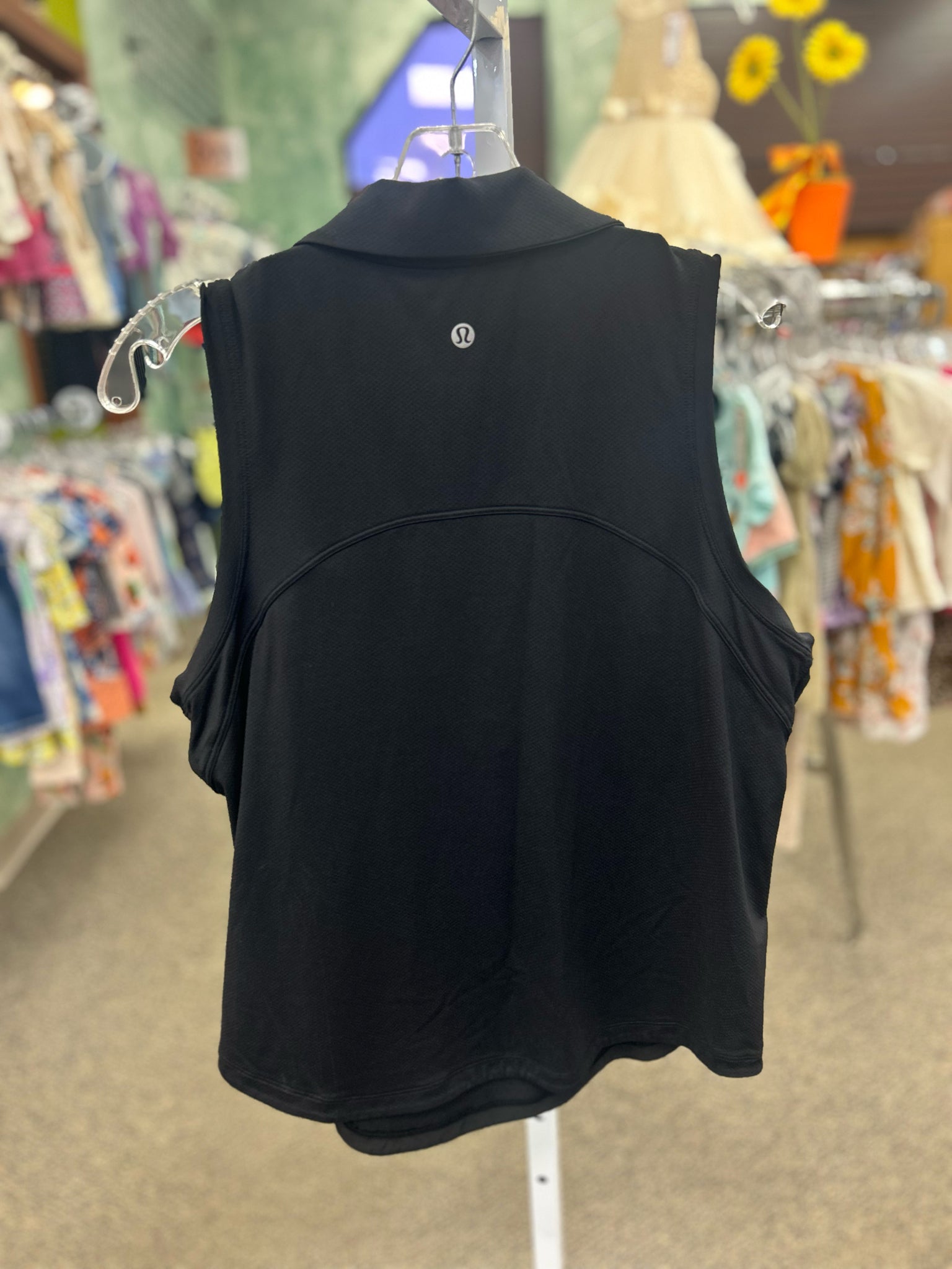 Pre-owned Lululemon Black Sleeveless Size: S Designer Blouse