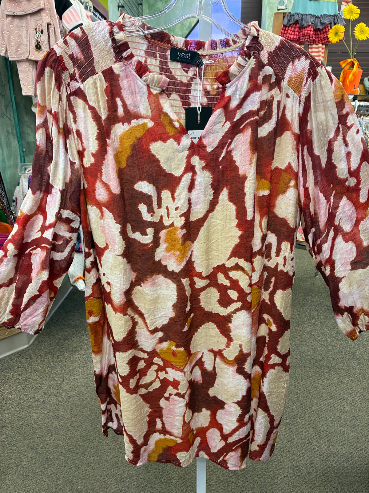 New with Tag YEST Wine print Cream Size 8 Long Sleeve Dress