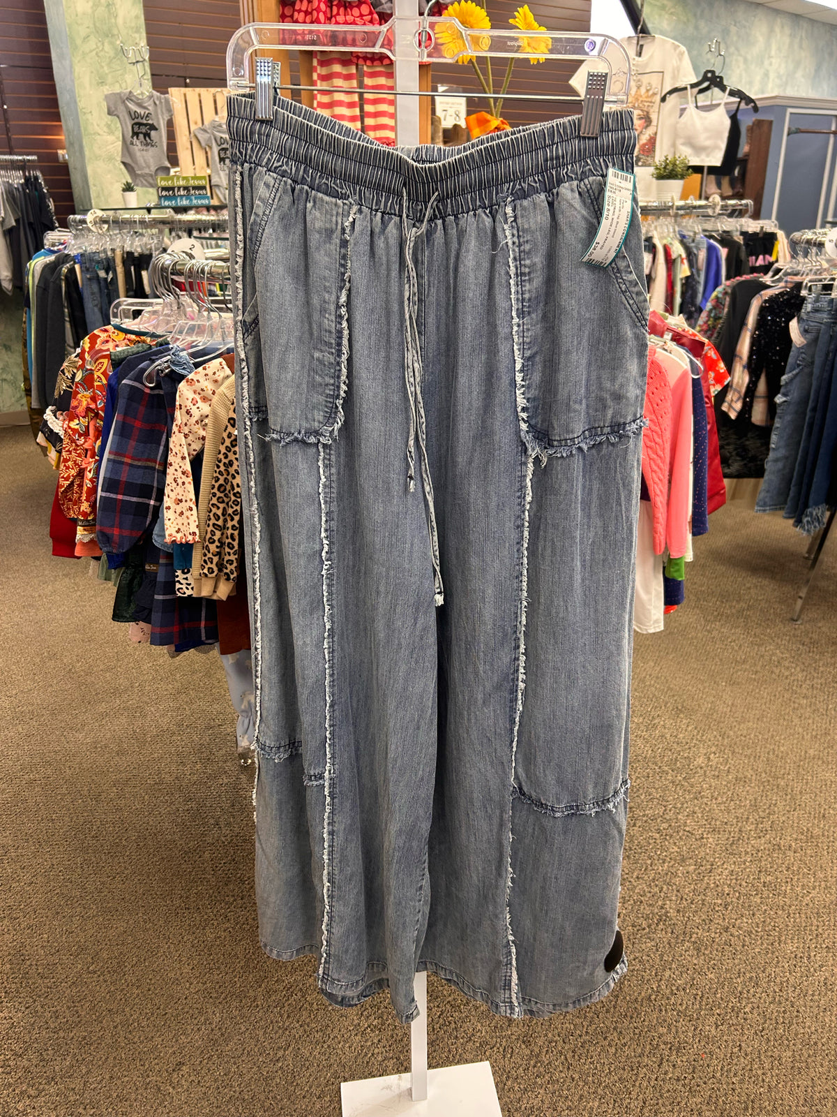 New with Tag EASEL Blue blend Size 11 Pants