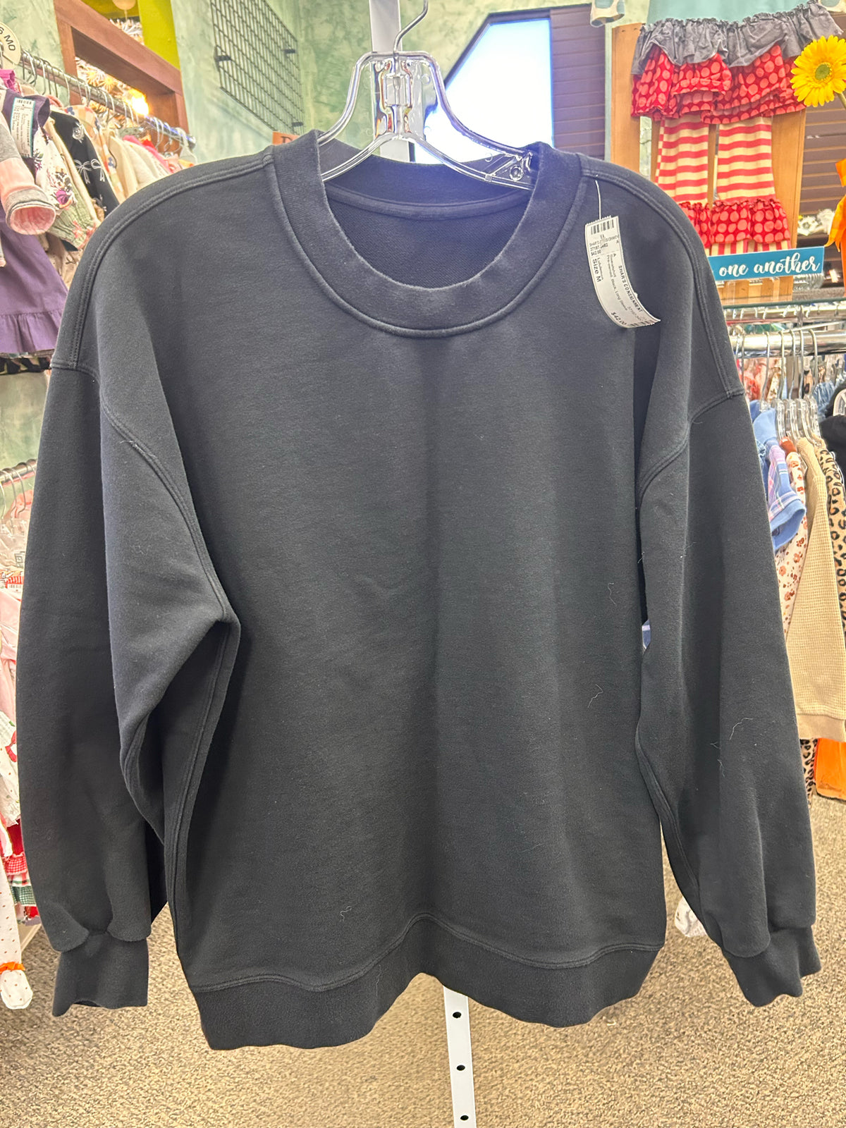 Pre-owned Lululemon Black Size M Long Sleeve Sweatshirt