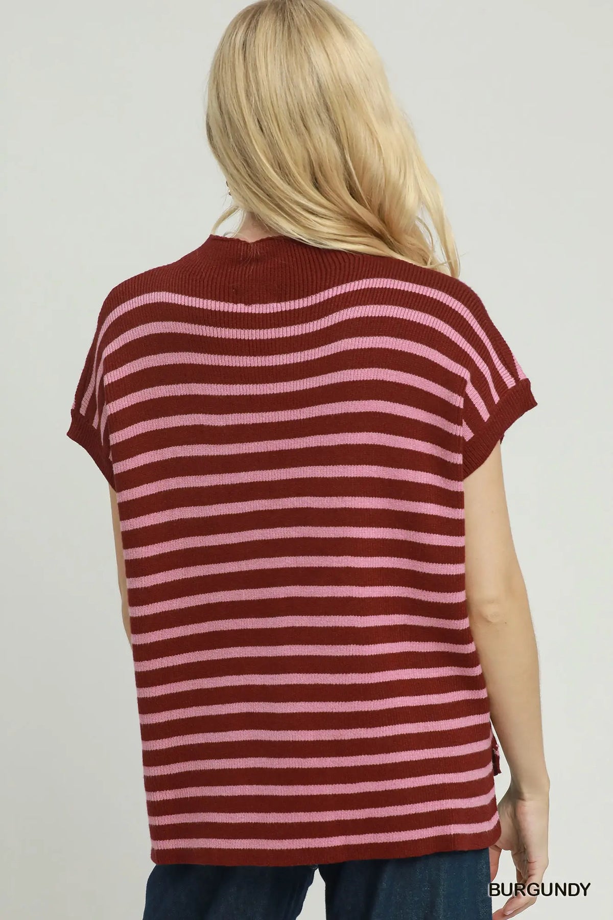 New UMGEE Wine Pink Stripe Size S Short Sleeve Sweater