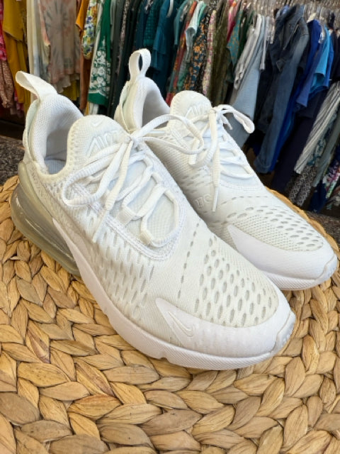 New NIKE White Shoe Size 4.5 GIRLS Designer Sneaker