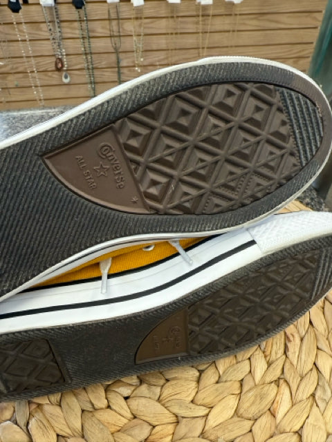 New  Without Tag CONVERSE Mustard Size 6.5 Sneaker