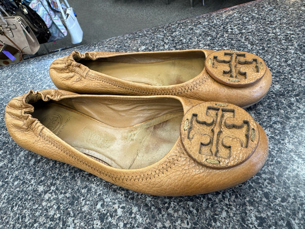 Pre-owned TORY BURCH Tan Size 7 Designer Shoe