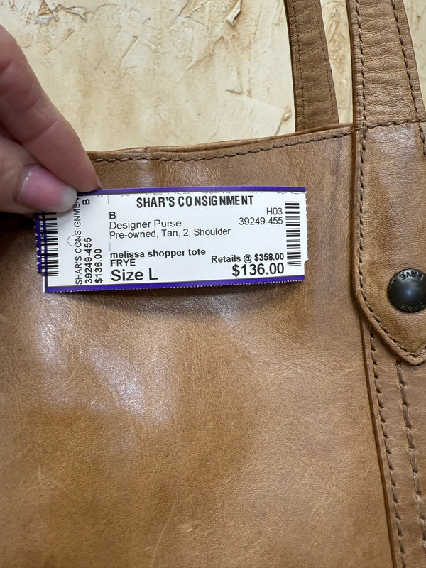 Pre-owned FRYE Tan Shoulder Designer Purse