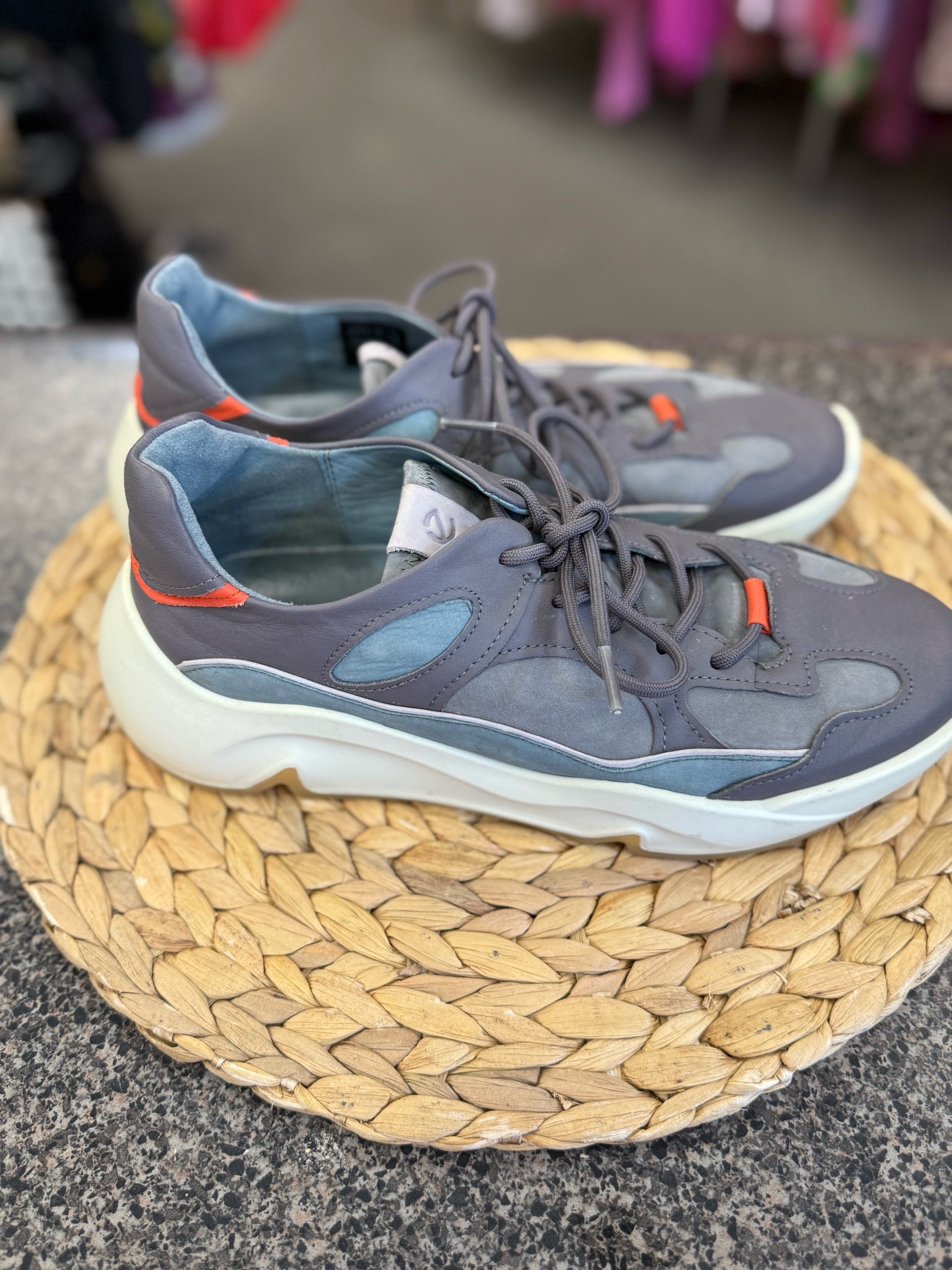 New  Without Tag ECCO Gray Blue Size 8.5 Sneaker