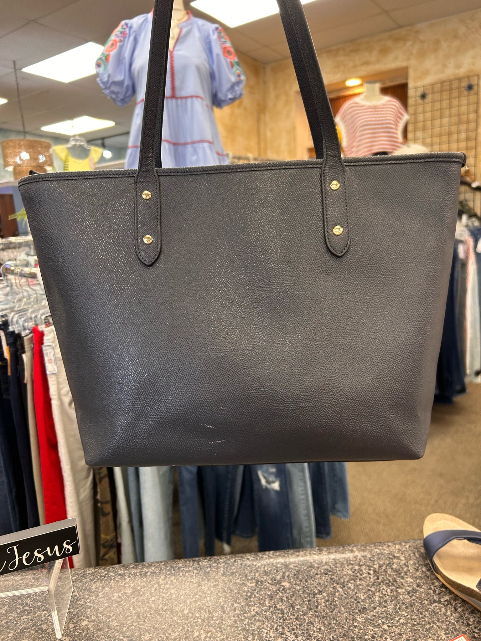 Pre-owned COACH Navy Shoulder Designer Purse