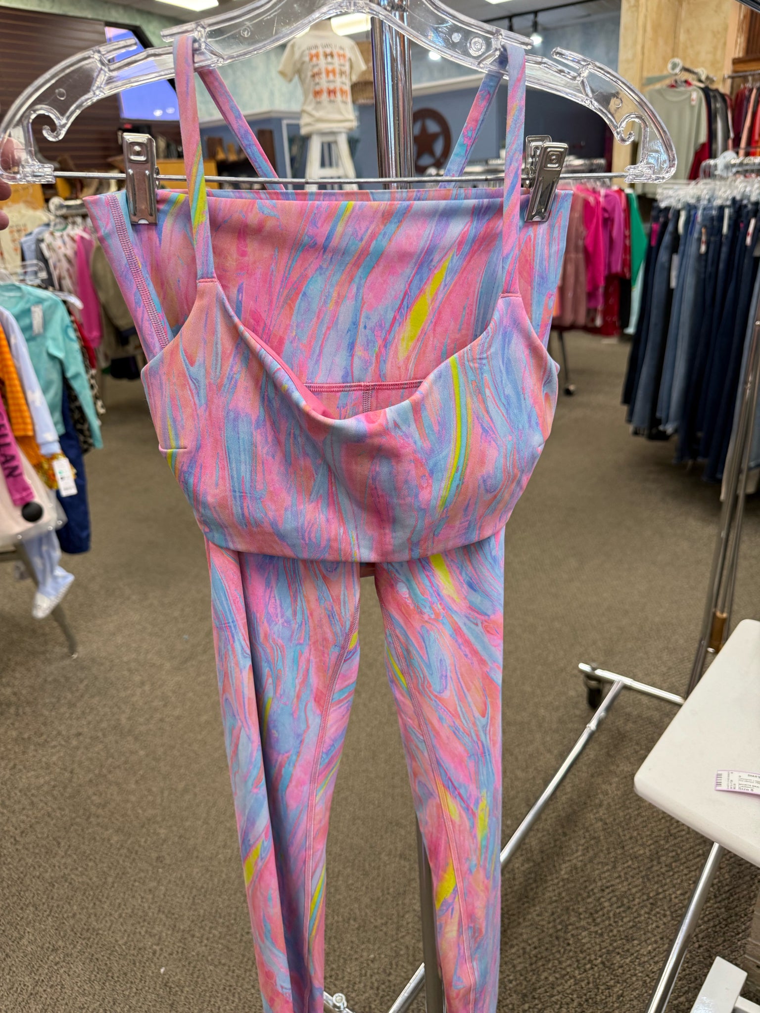 Pre-owned Lululemon Pink Turquoise Dr Size 8 Designer Legging Set